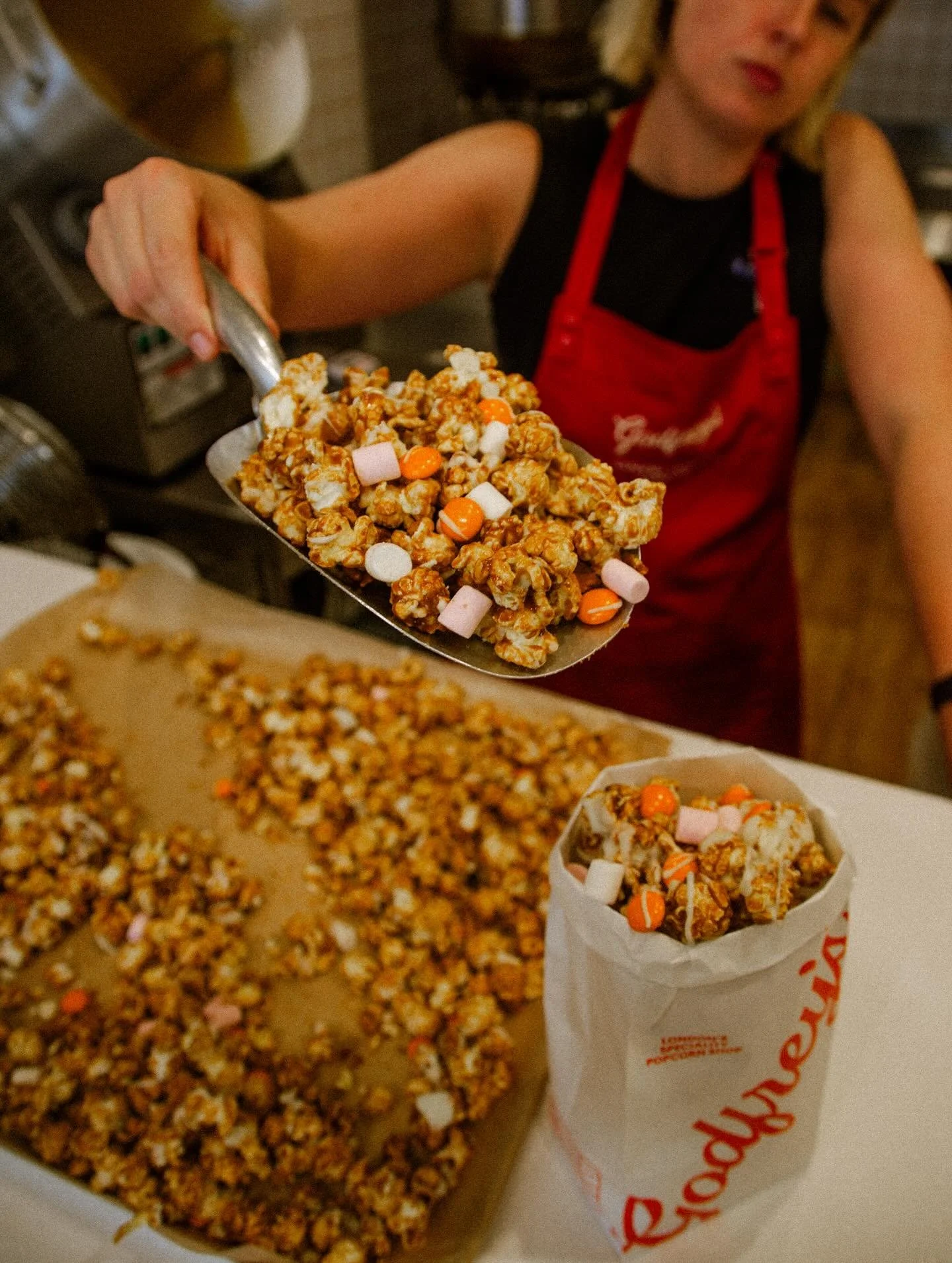 🎃✨ Say hello to our new monthly special: Popkin Spice Latte ✨🎃

Caramel corn drizzled in white chocolate, sprinkled with pumpkin spice magic, topped with ginger cookie crumbs, gooey marshmallow, and a pop of orange M&amp;M&rsquo;s.

It&rsquo;s crun