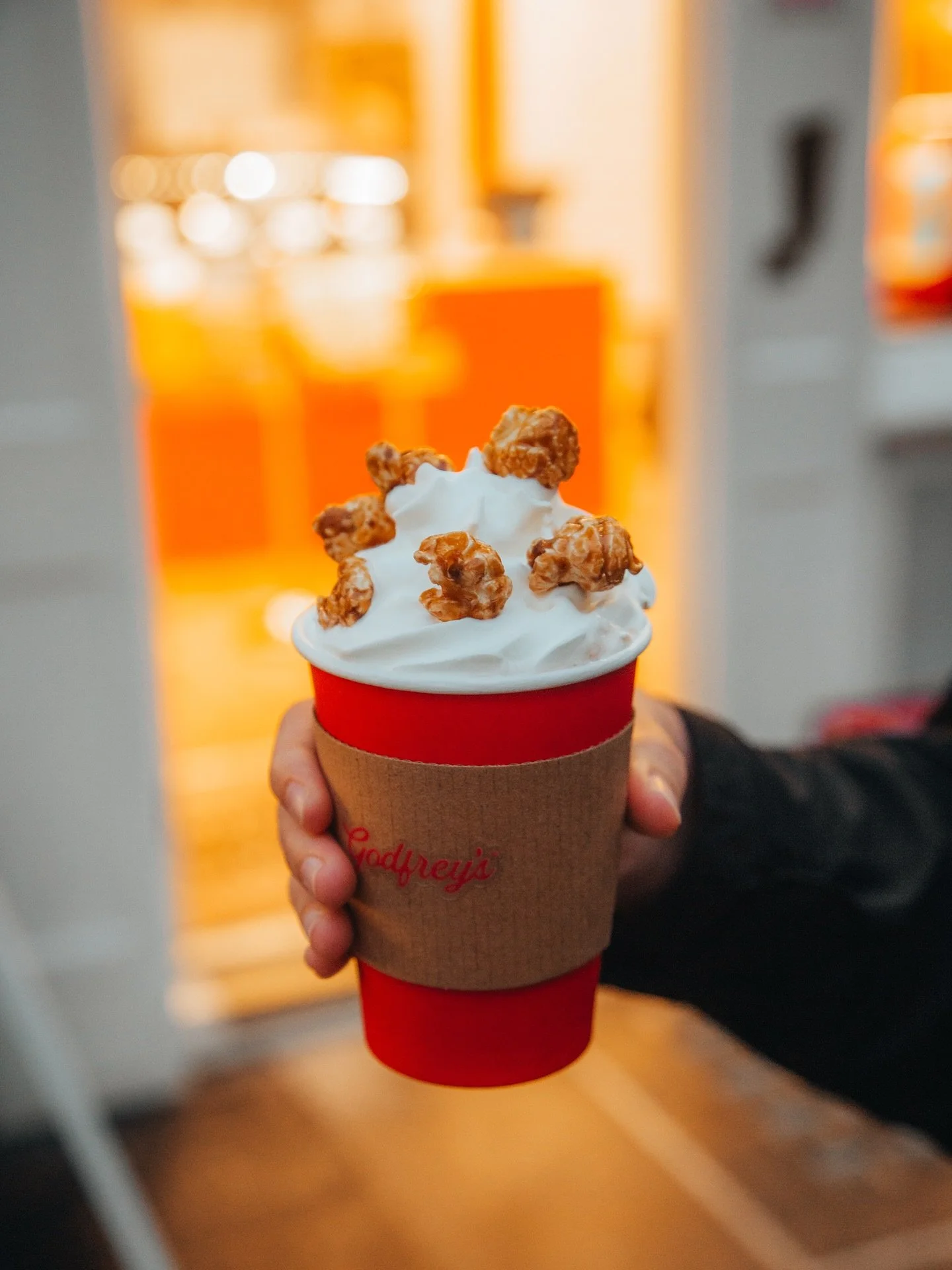 The lights are on, the air is crisp, and the season&rsquo;s officially begun.
Warm your hands and sweeten your night with our Caramel Popcorn Hot Chocolate &mdash; real chocolate, British dairy, caramel corn, and a swirl of whipped cream magic. ✨
Fin