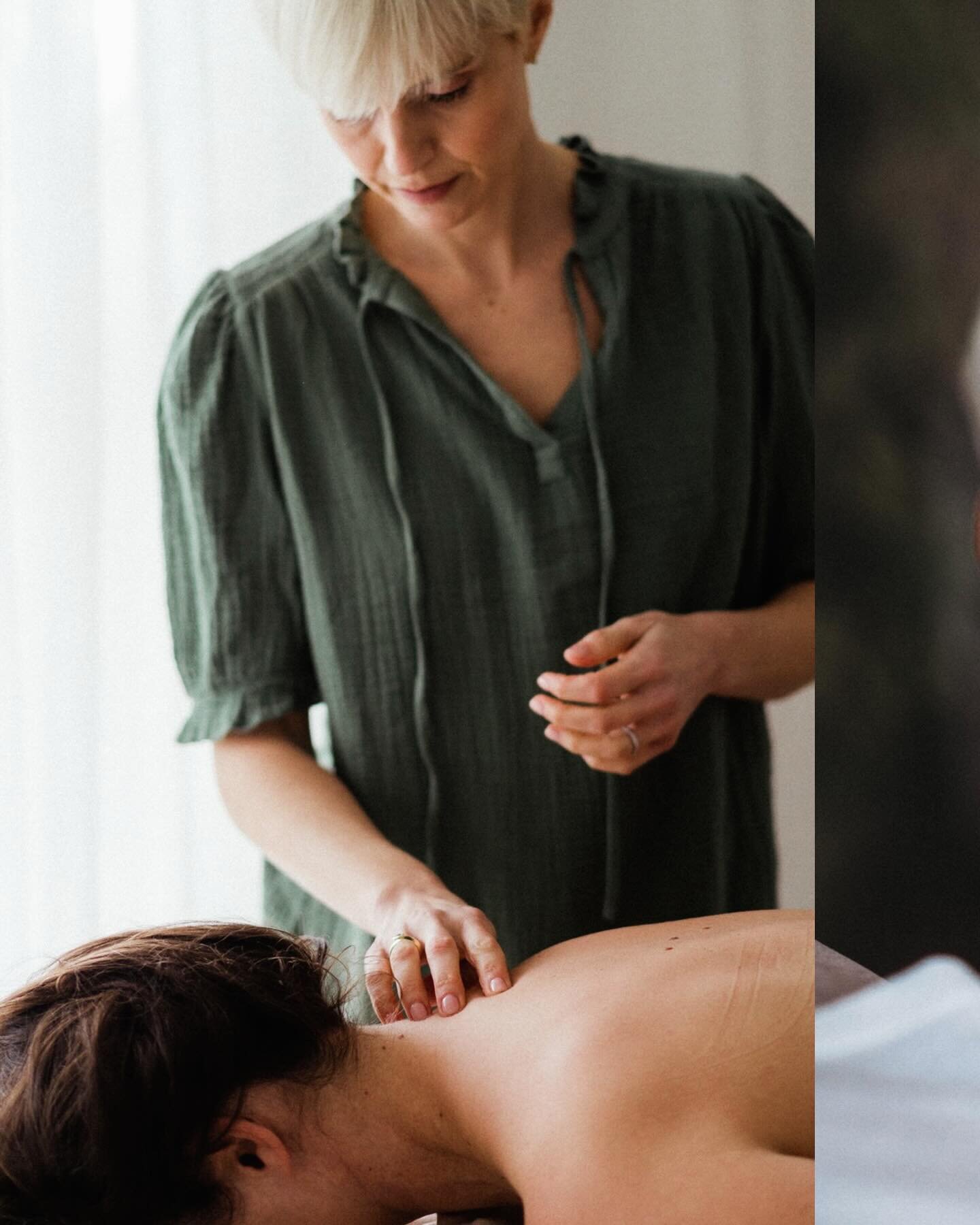 Over the past couple of years, my studio has be used to capture a fair amount of unique stories, but I must say, witnessing Mel&rsquo;s @acu.practice.surrey effortlessly calm and steady hands during a full acupuncture session was truly fascinating.

