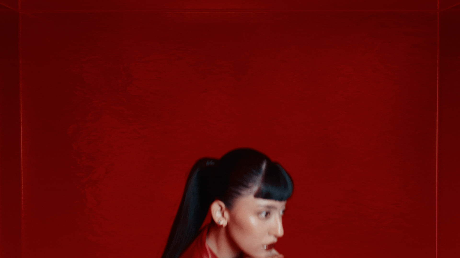 Cherry_Sitting_16x9_large.gif