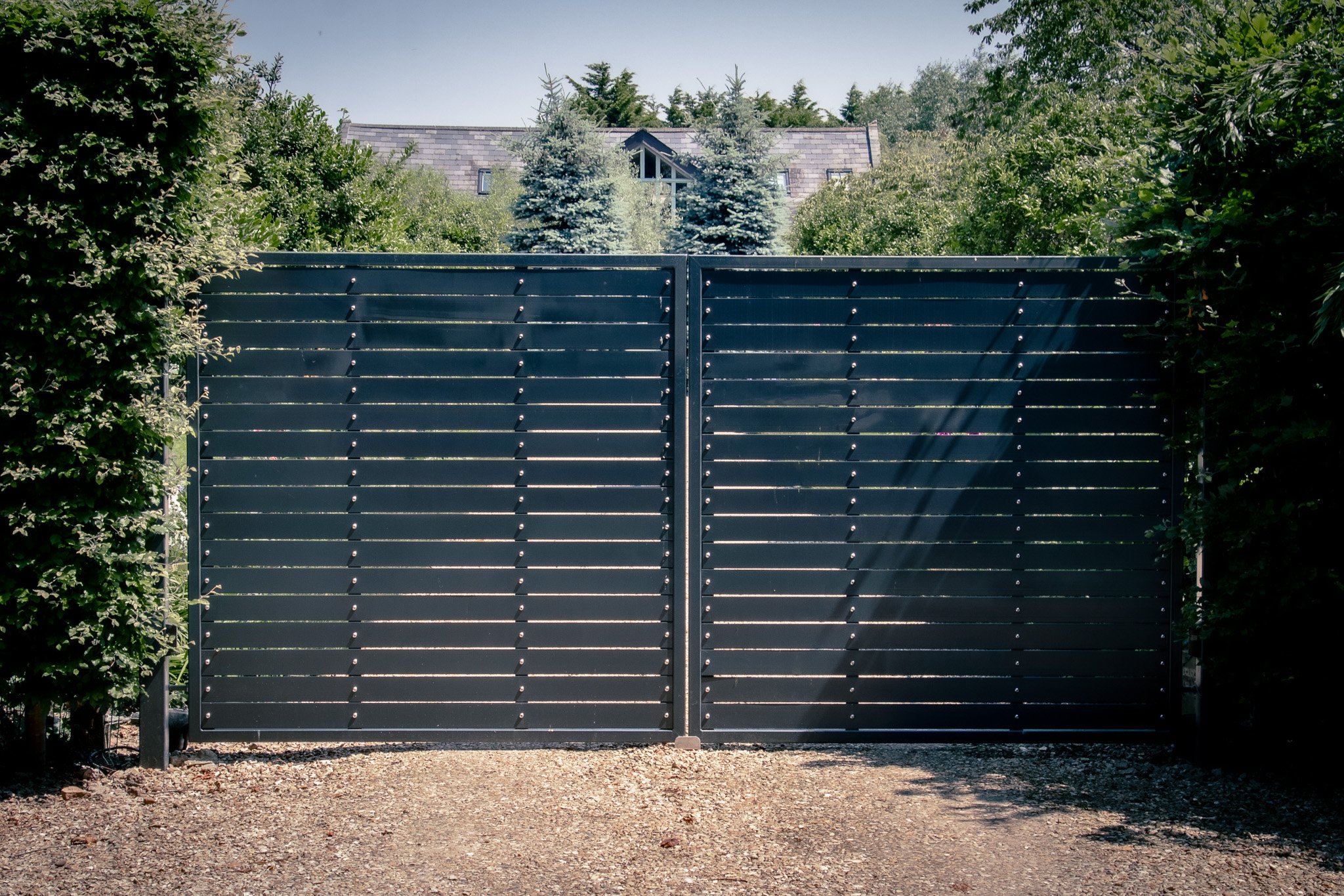 BESPOKE gates