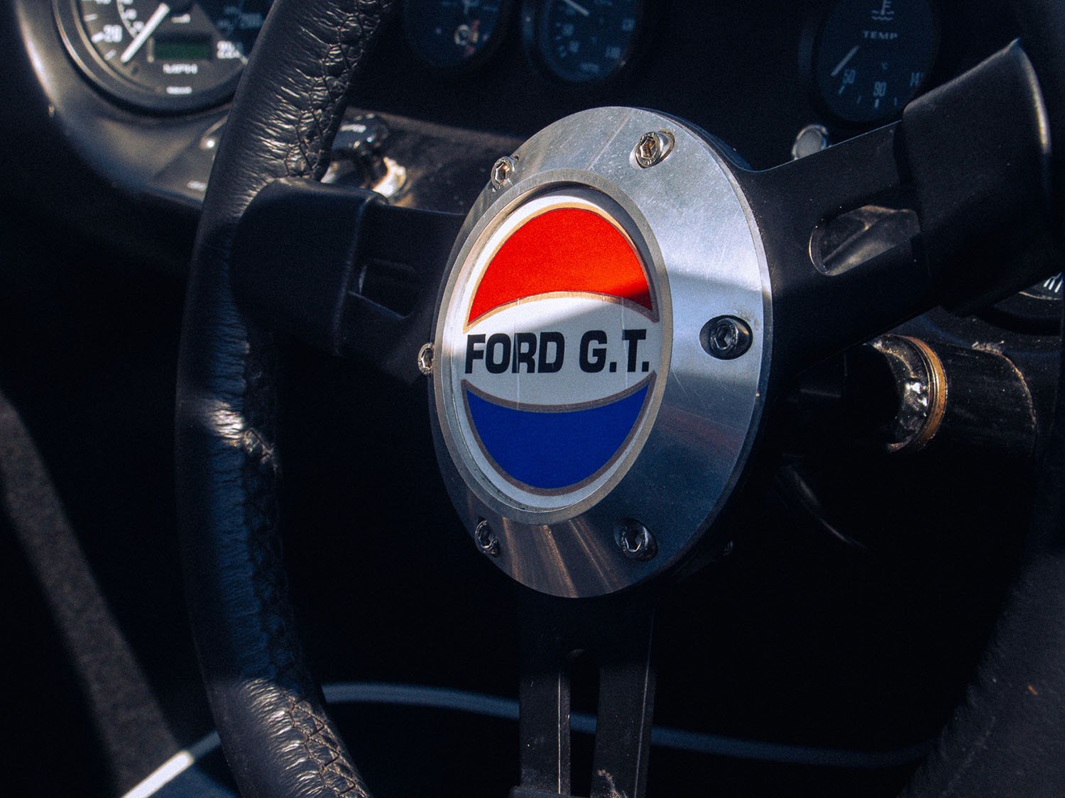 FORD-GT40_0007_IMG_2861.jpg