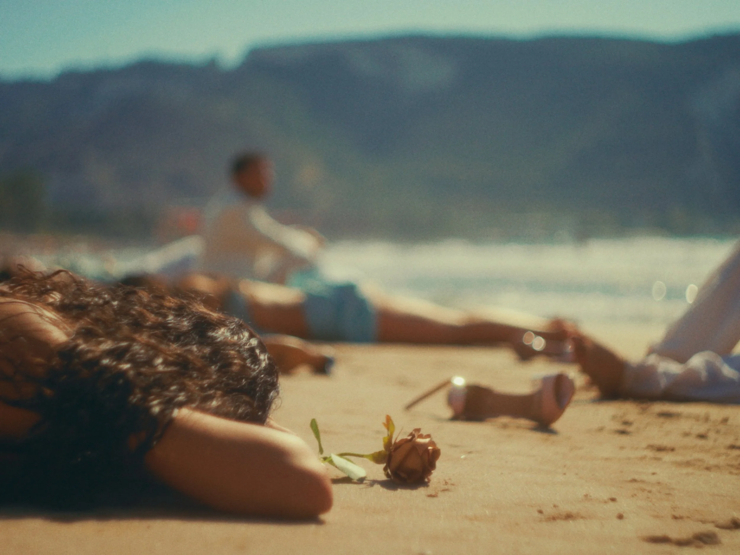 vv - MUSIC VIDEO / dir - MICHEL KAHWAJI