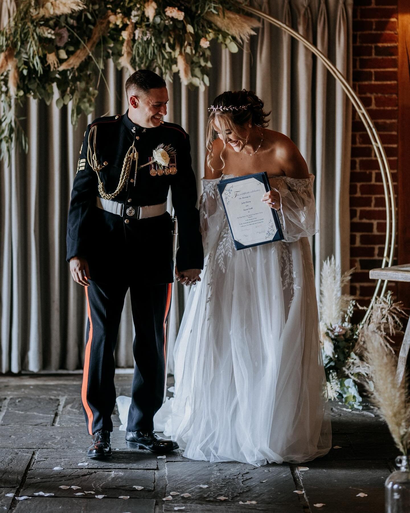 I&rsquo;ve sat in this one a bit too long really 🤔 Jodie and Stu getting hitched at the ever incredible Ferry House on Harty. An absolutely sensational day full of love laughter and sunshine. I could&rsquo;ve shared over 600 images with you all (I&r