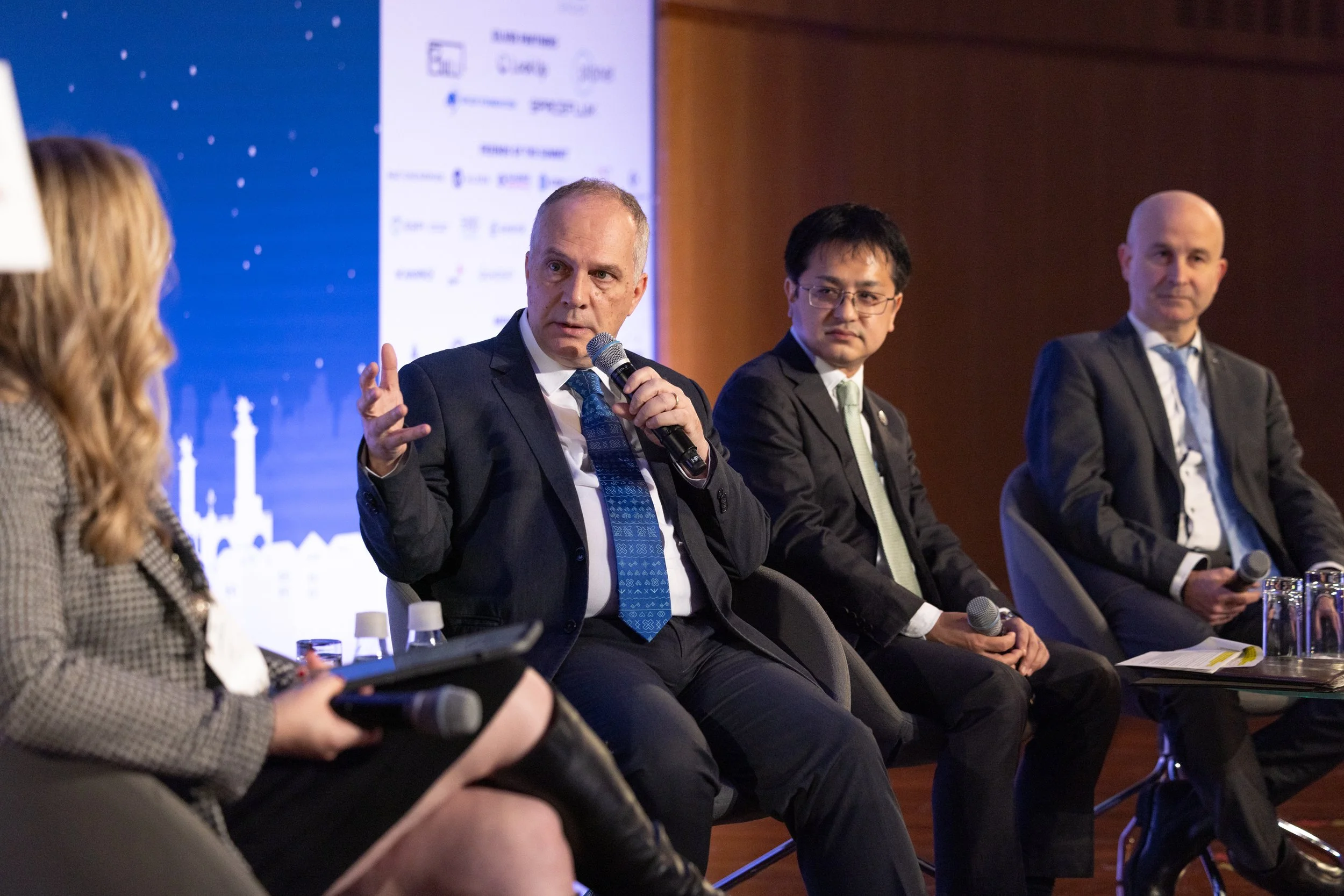 Marco Antonio Chamon speaks at the 7th Summit for Space Sustainability