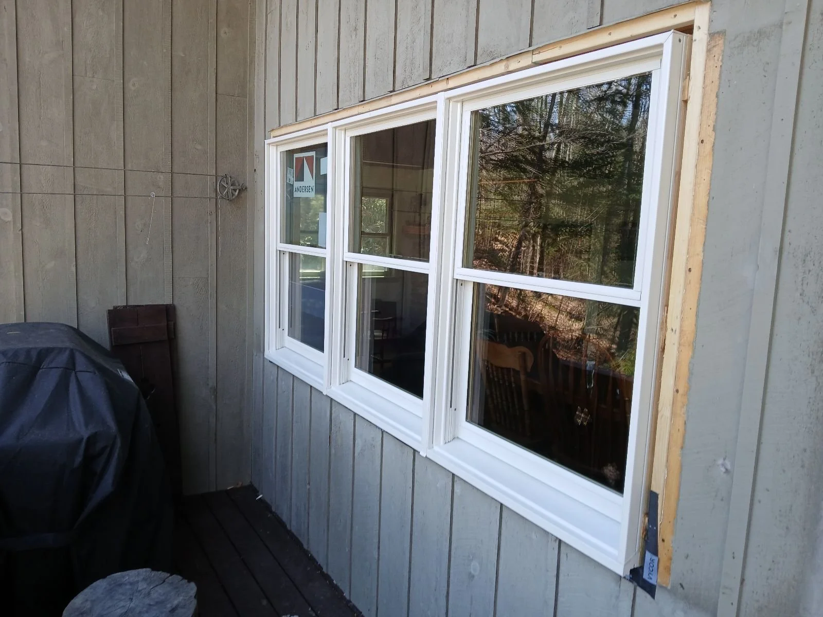 Merrill Dr, 05751 - Window replacement (EPC).jpg