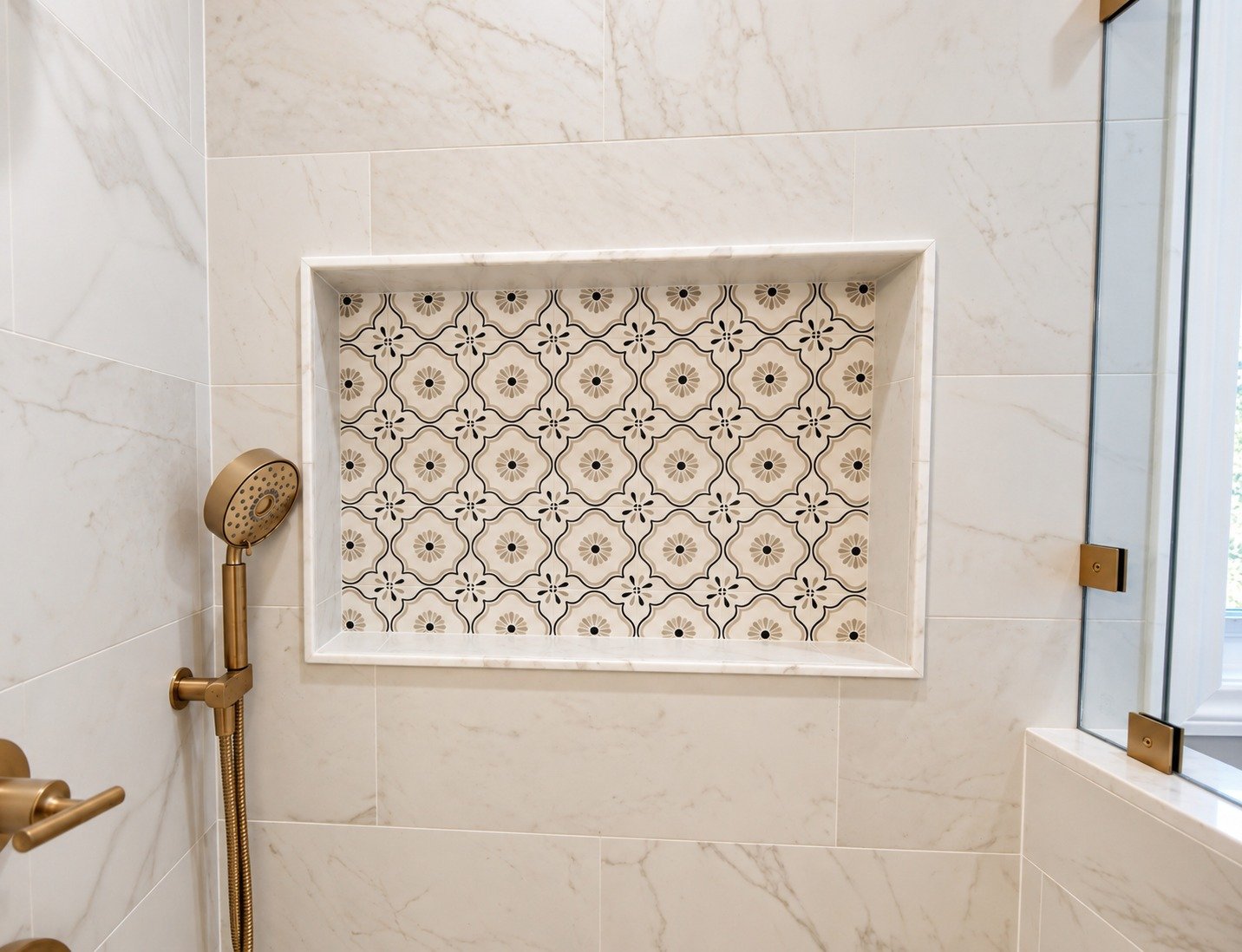 Whitecliff Bath1.jpg