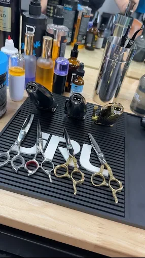 LB Cuts: Philadelphia’s Premier Barbershop Redefining Men’s Grooming