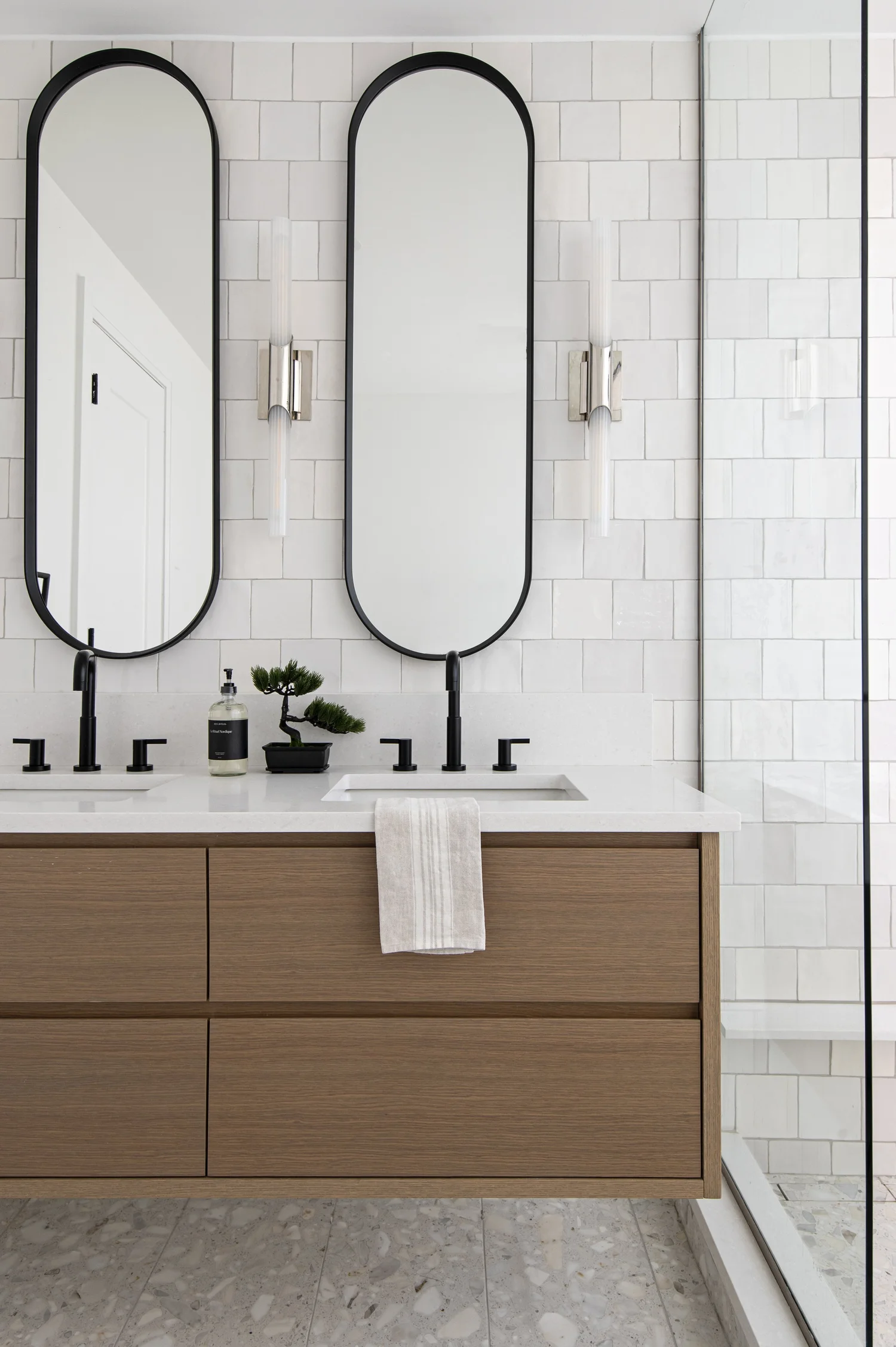 Vanity, Oval Mirrors