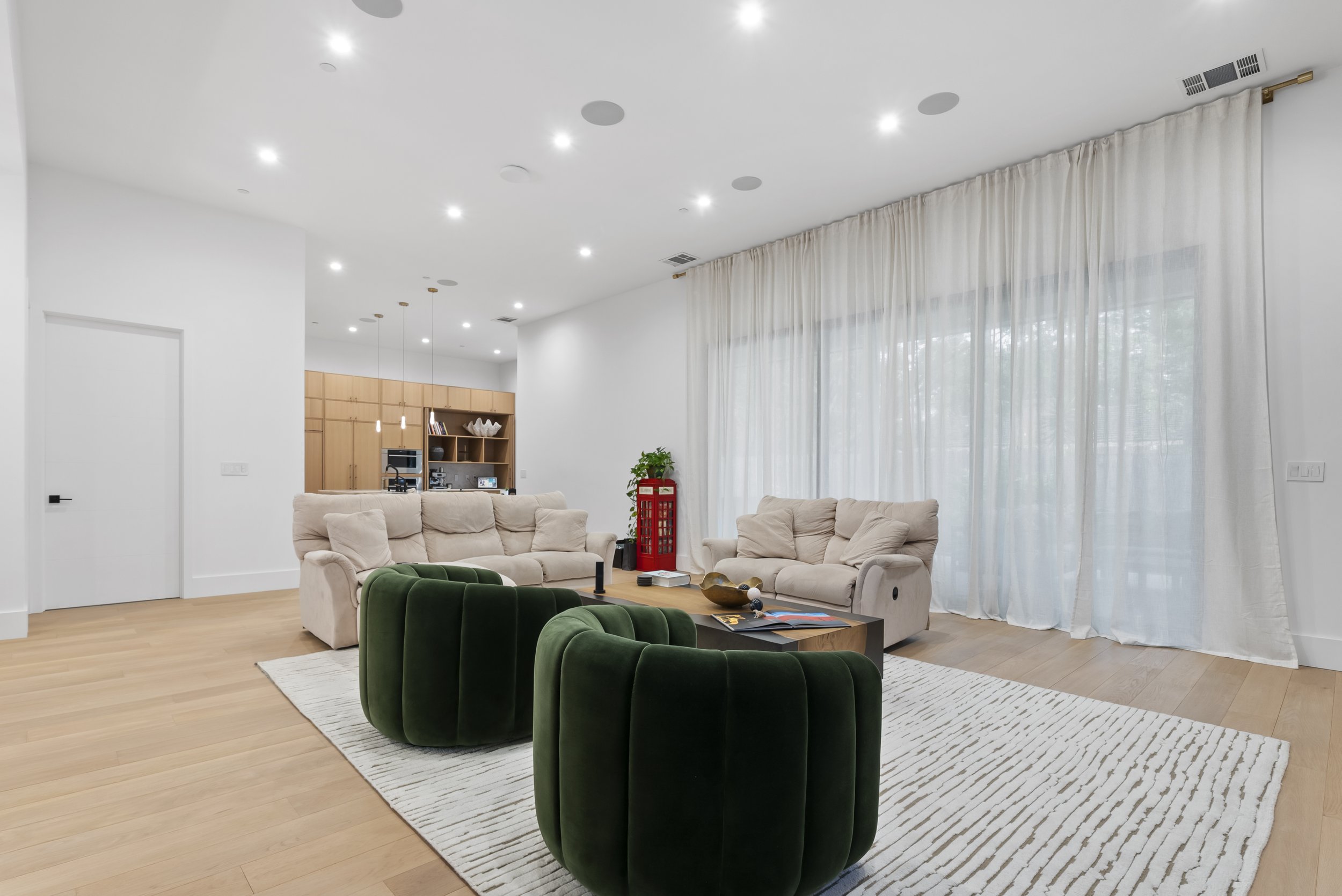 300 Almond Ave, Los Altos, CA 94022-02.jpg