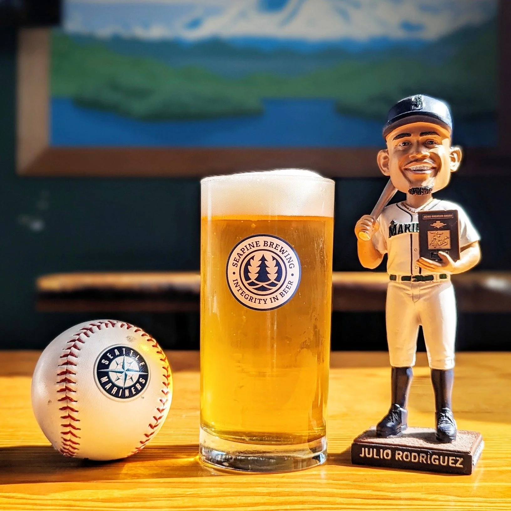 Heading to the Mariners day game today? Stop at Seapine for some beers after the game! #Mariners #seattlebeer #TridentsUp