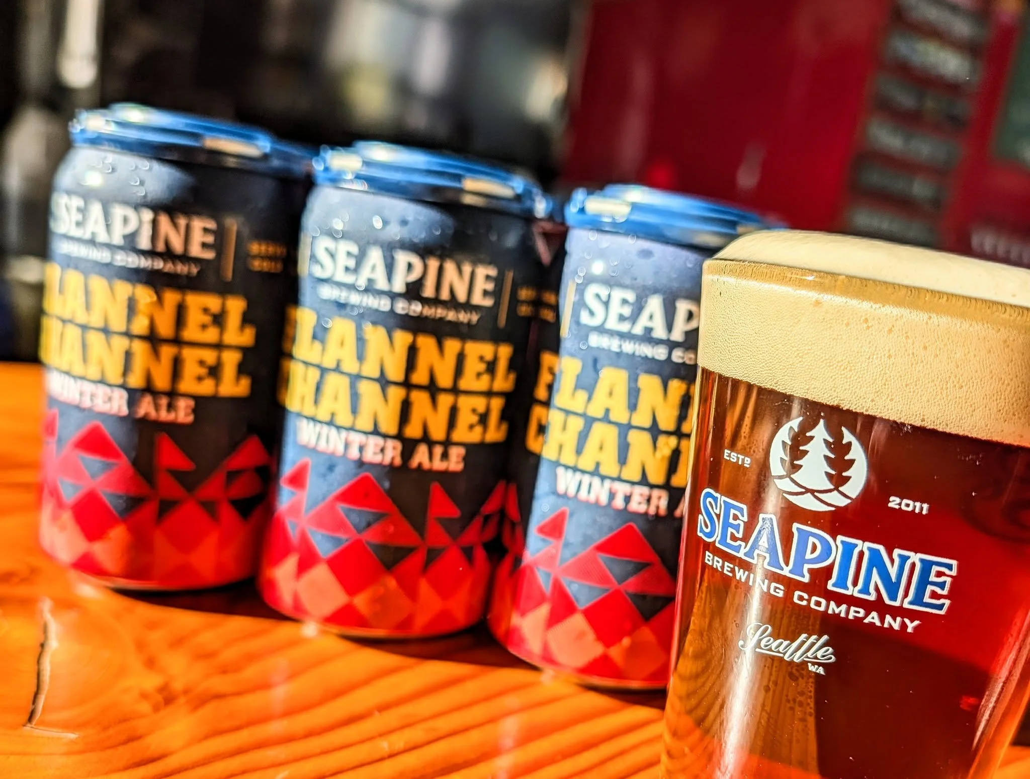 Flannel Channel winter ale is here! Brewed with a strong malt backbone, our copper colored winter ale is dry hopped with cascade hops for bitter grapefruit notes. Perfect for flannel season! 
Now available on tap &amp; in 6-packs! 🍺🍁🌧
#SeattleCraf