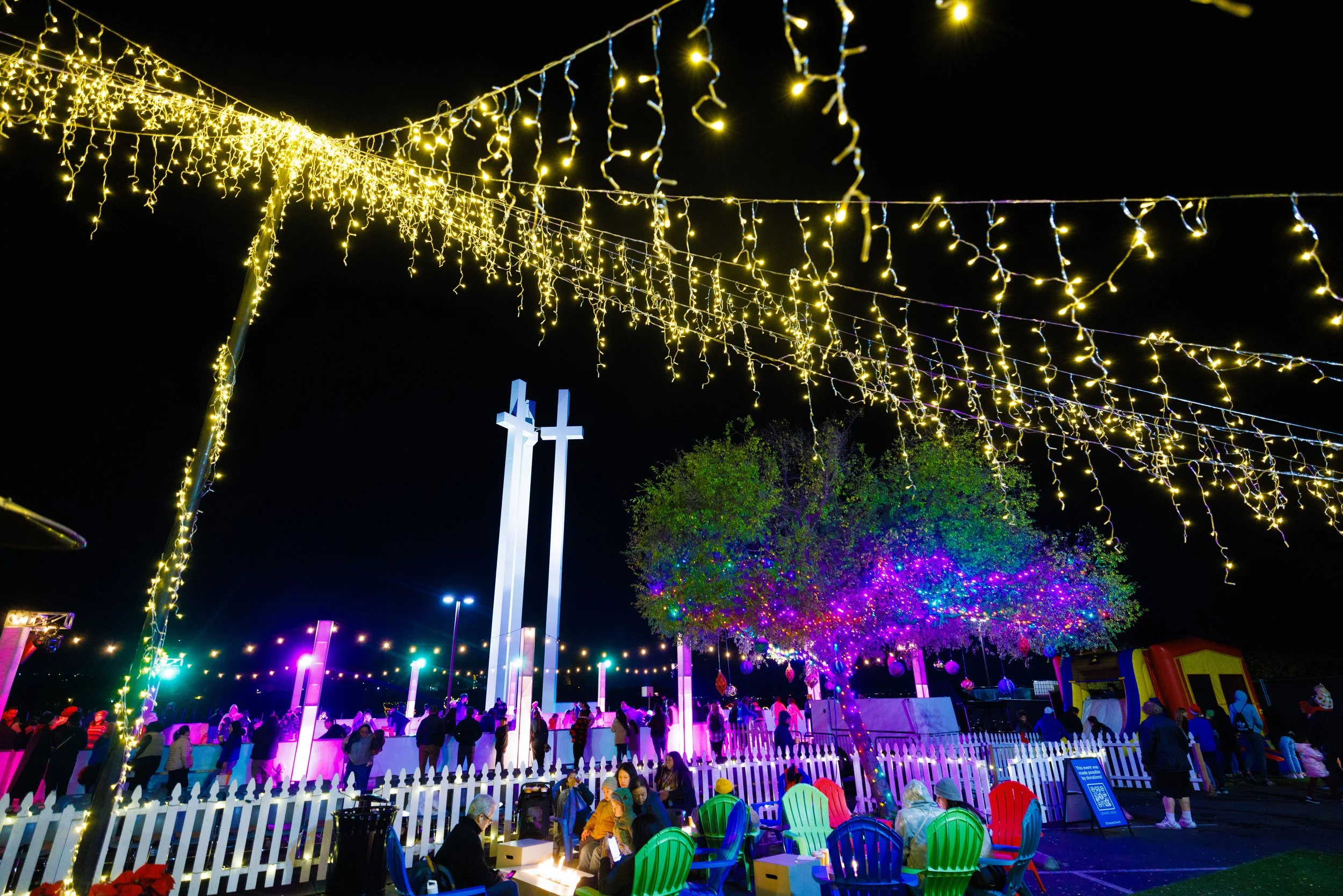 3C-2023-ChristmasVillage-Nov24-028-0175.jpg