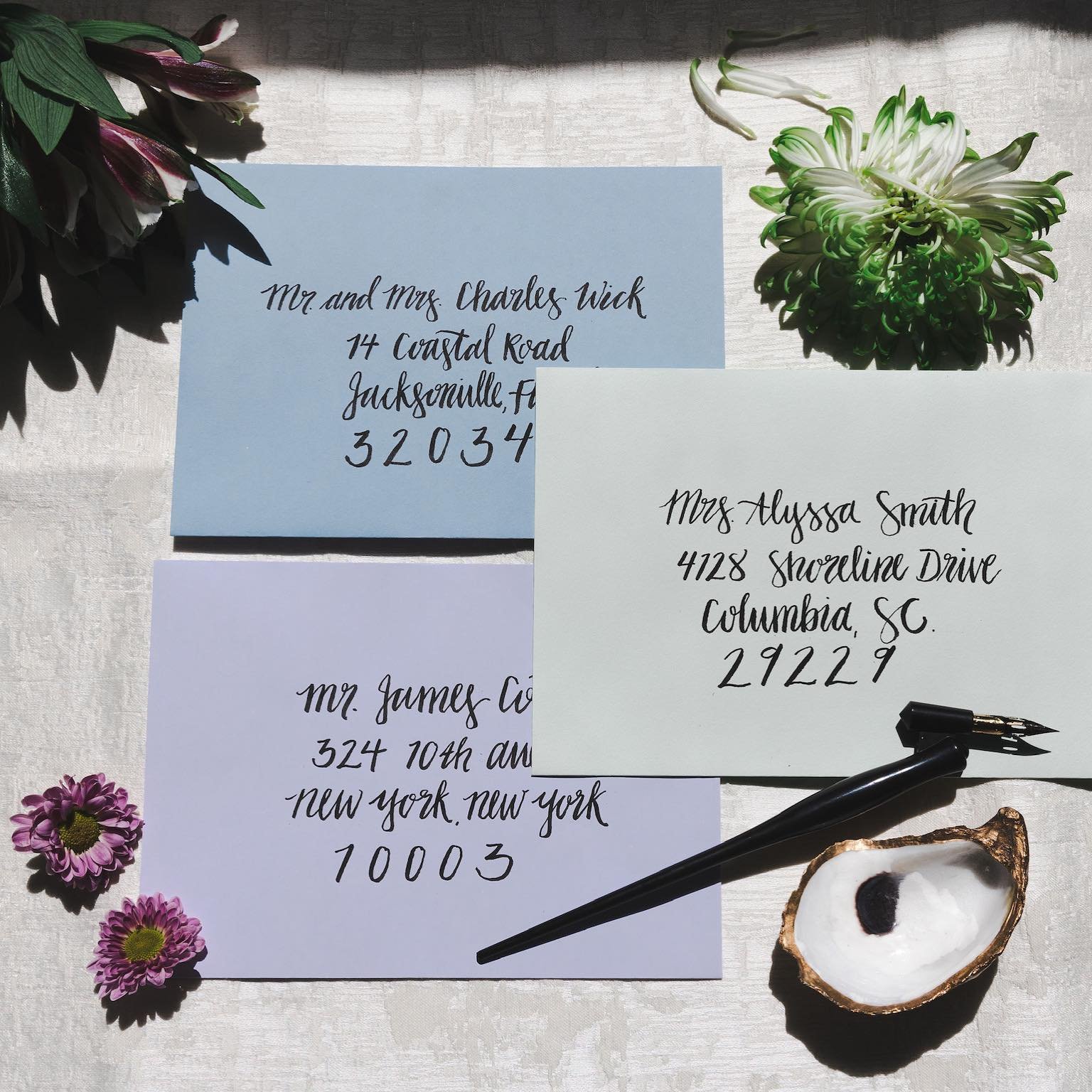 Handwritten calligraphy is a traditional touch that personalizes each invitation suite and provides the WOW factor when your guests open their mailbox ✍🏻

*All names and addresses are fake 

#weddinginvitations #calligraphy #handwrittencalligraphy #