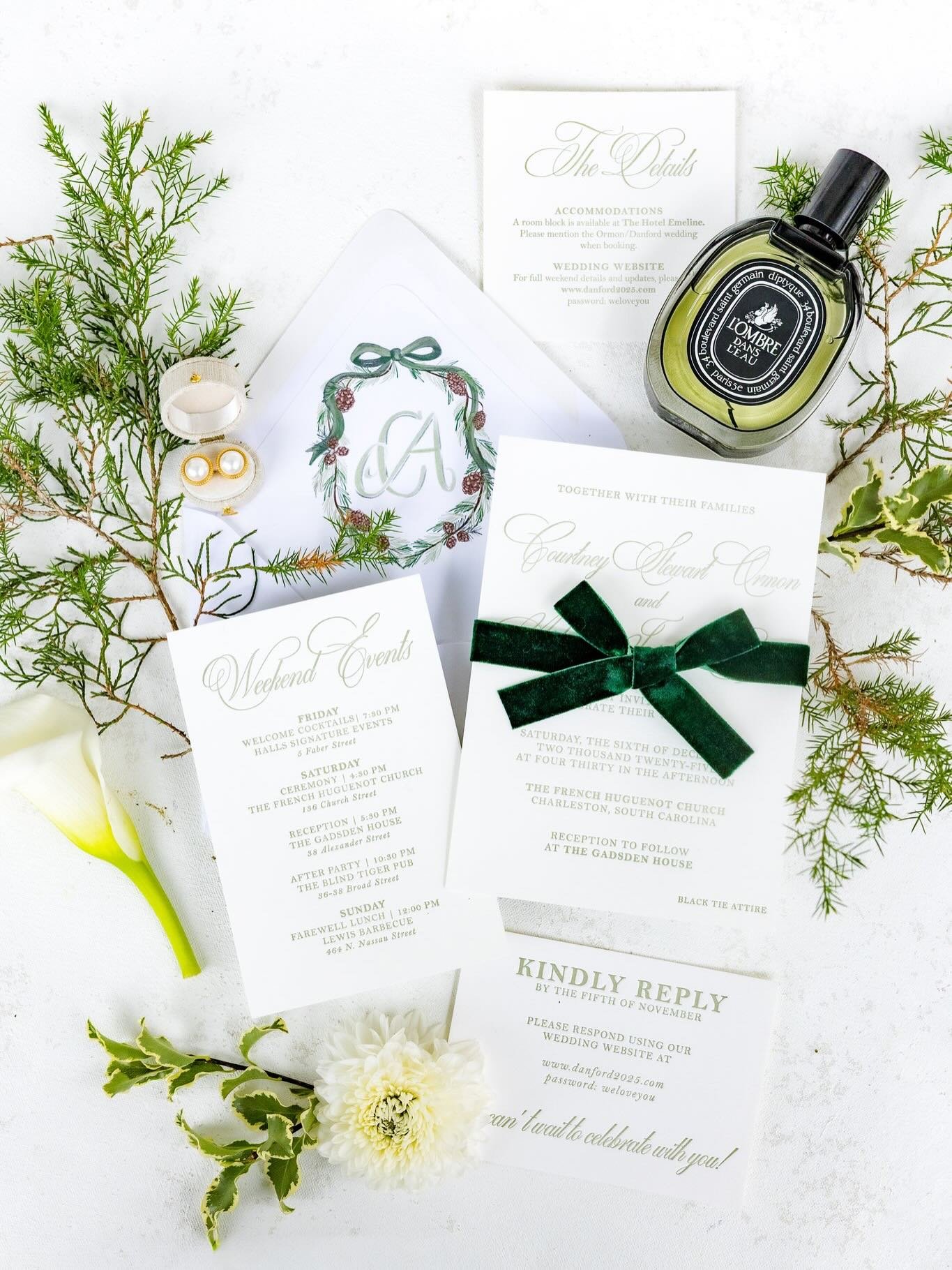Now that the holiday season has passed, take a look back at one of our favorite December wedding invitation suites - timeless in design, with subtle seasonal influence and winter greenery 🌿 

Venue | @gadsdenhouse_chs 
Photo | @christinabairdphotogr