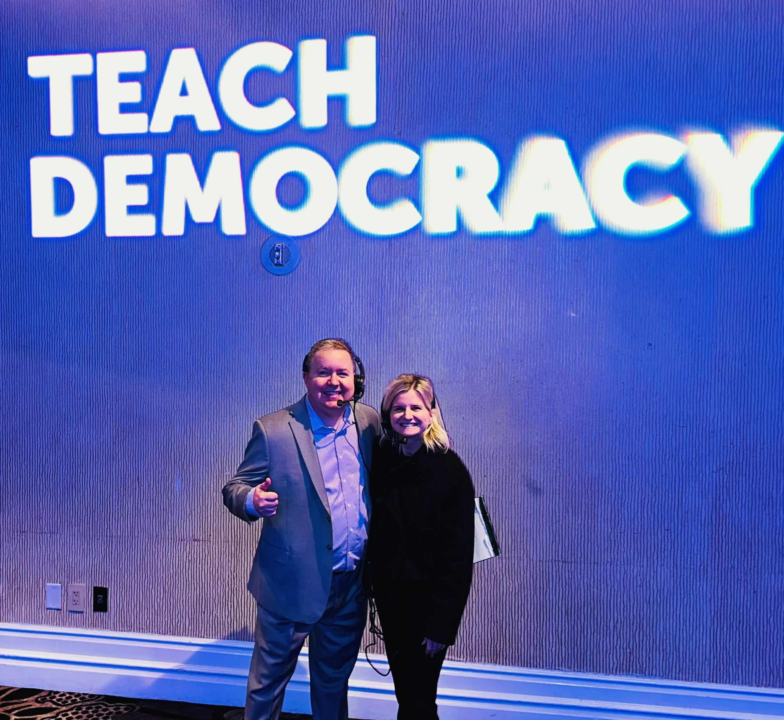 So grateful I got to work under the bright light that is @claudettesilver at the @teach_democracy celebration. Because democracy matters more than EVER. 🇺🇸

And I loved reuniting with my John. (Who I owe everything to.) &hearts;️

Teach Democracy i