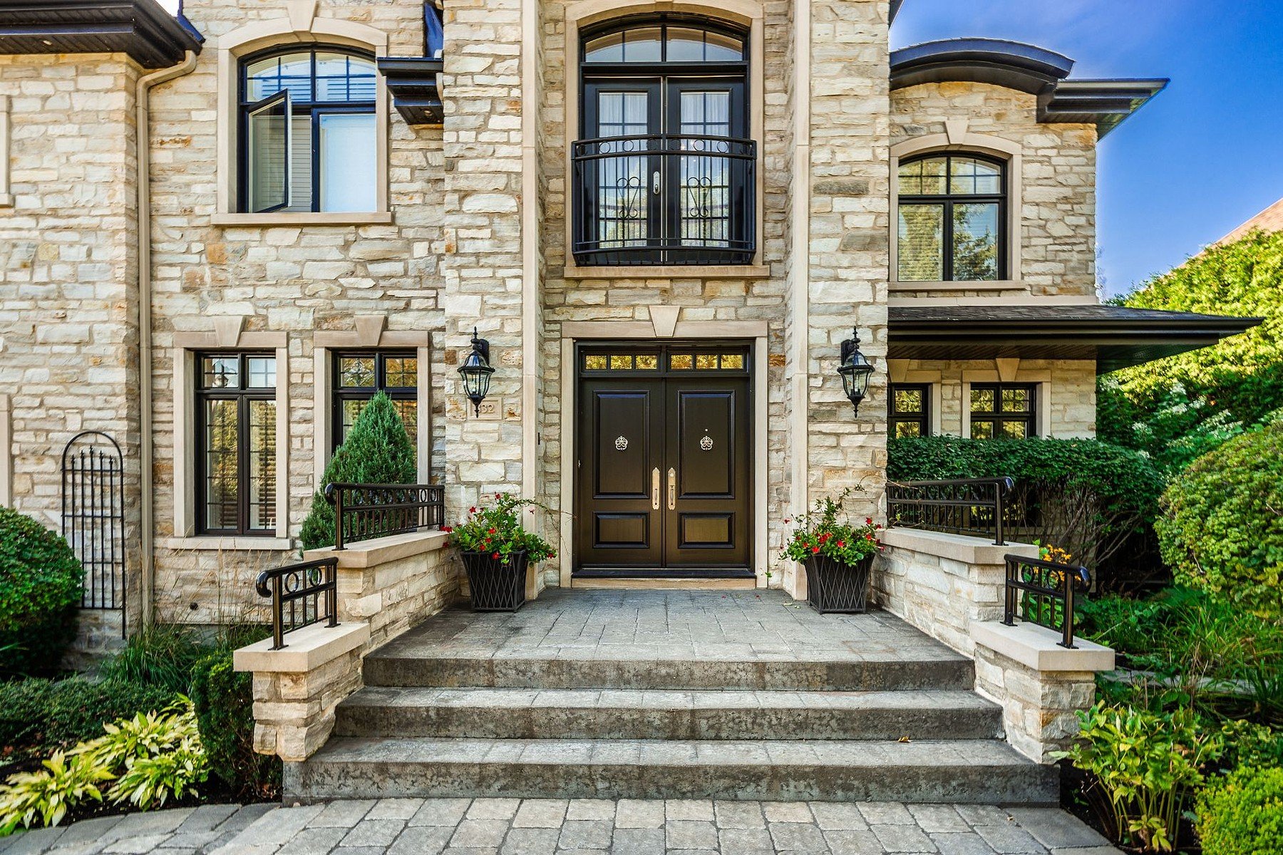 39570665r.jpg