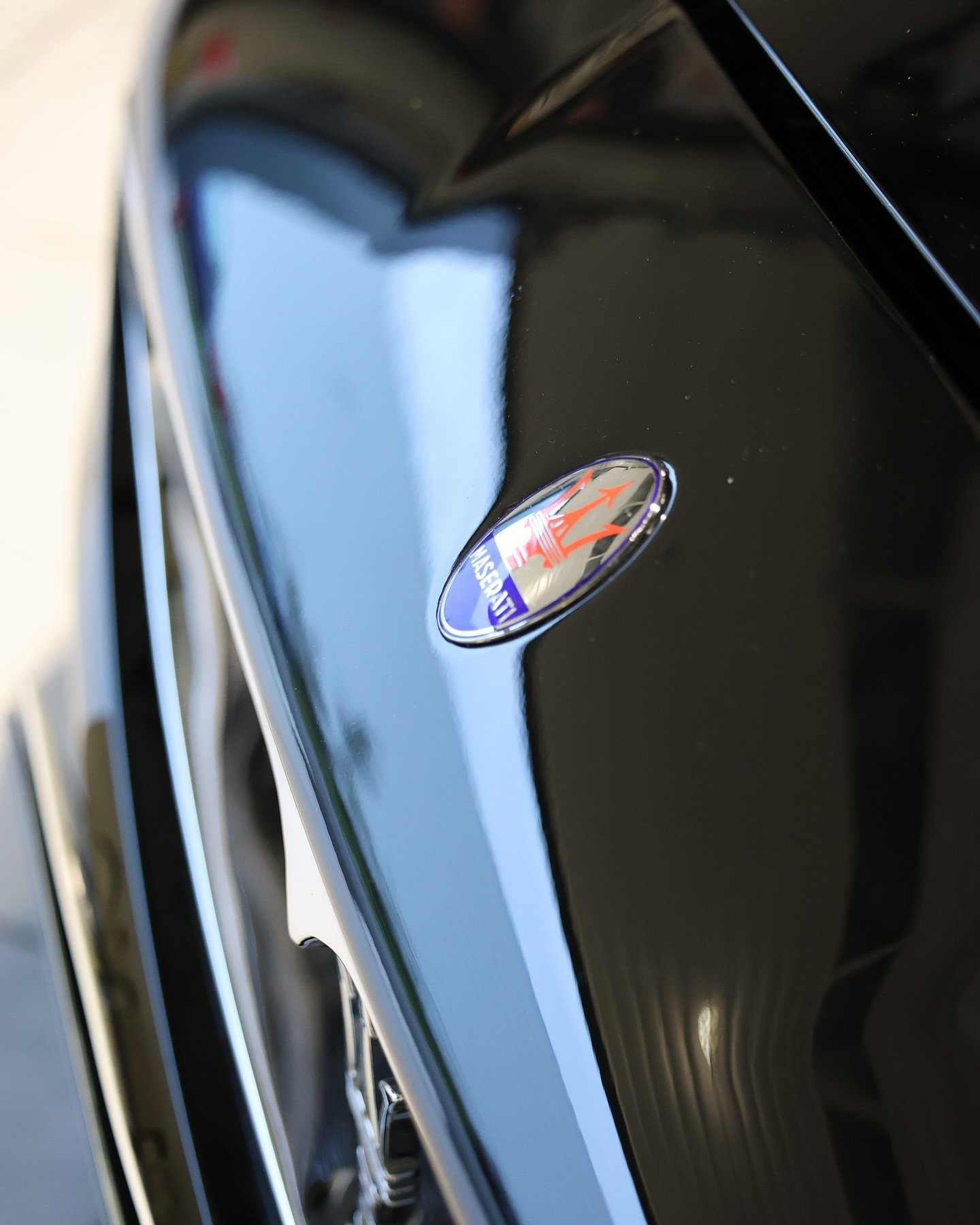 Maserati Spyder CambioCorsa 🏎️
Full detailling et correction défaut des boutons collants ✨