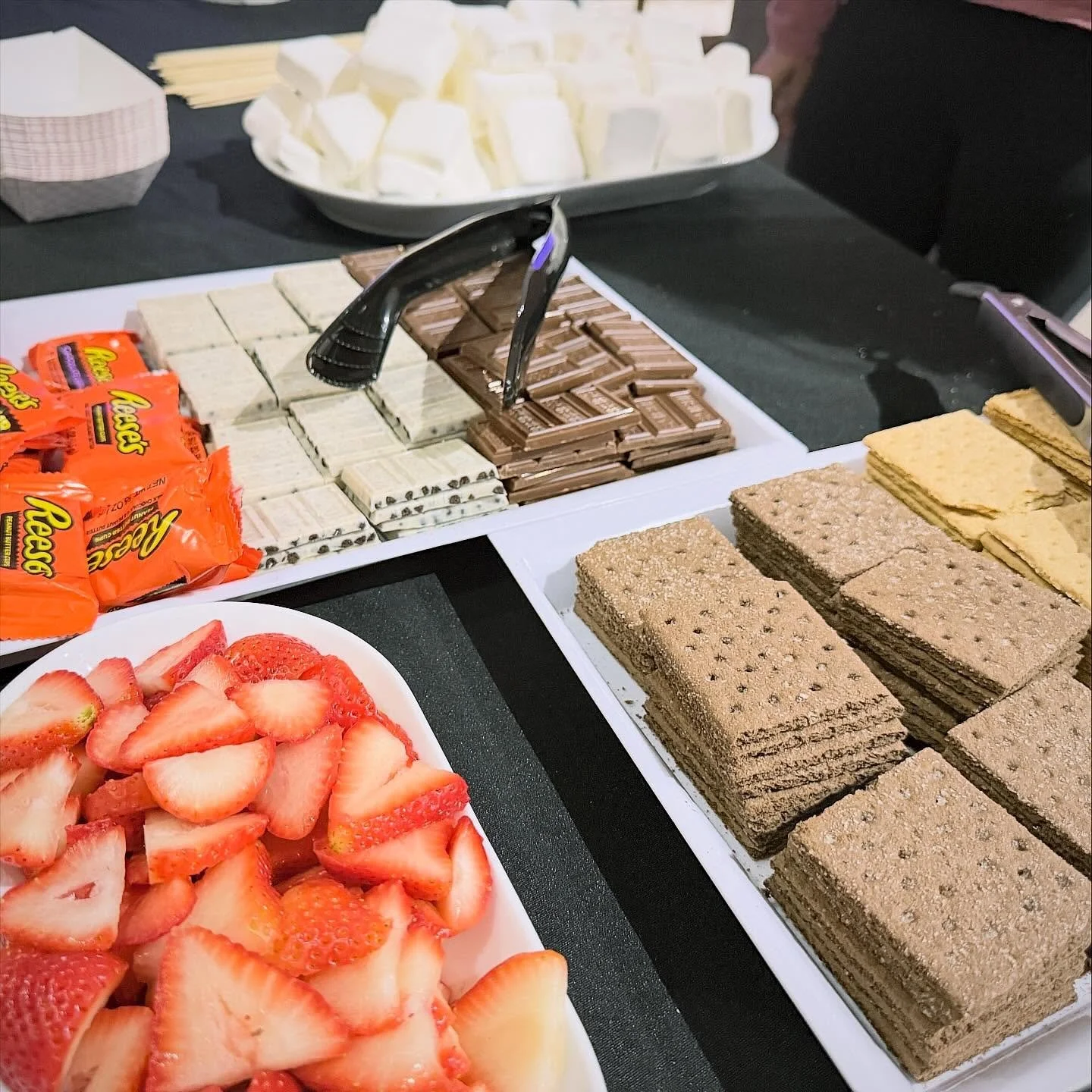 Our Toasty Nights was basically just a cover for us to eat all the s&rsquo;mores... and honestly, it was a success? 🔥👌

&bull;

Thank you to everyone who came out to enjoy the festivities with us! We got all cozied up to devour s&rsquo;mores &amp; 