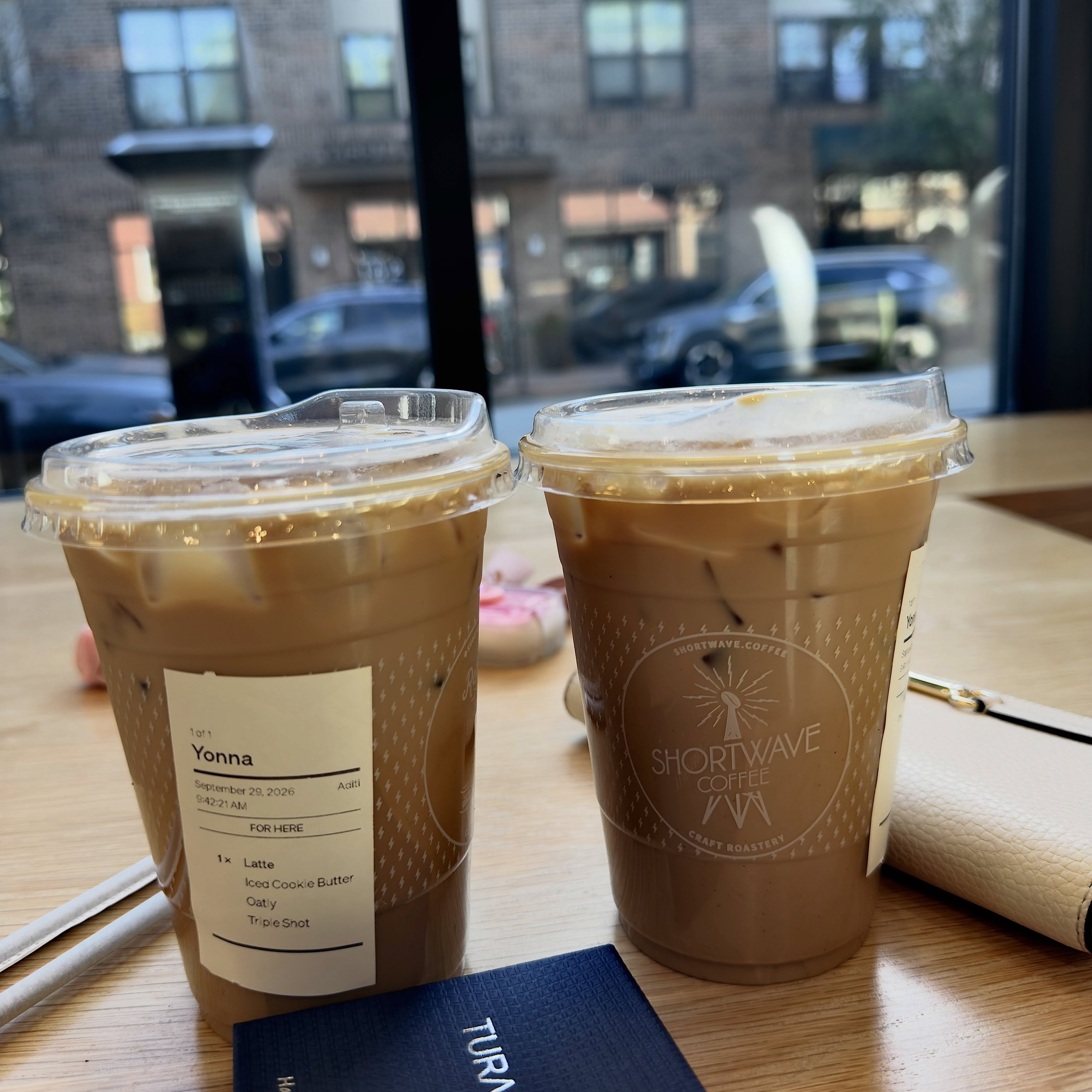 ☕️ HAPPY NATIONAL COFFEE DAY! 🤎

Life at West Pine Lofts means your morning coffee is always close by! ✨ Grab your favorite drink at Shortwave Coffee right across the street&mdash;the perfect way to fuel up before your quick 5-minute walk to SLU cam