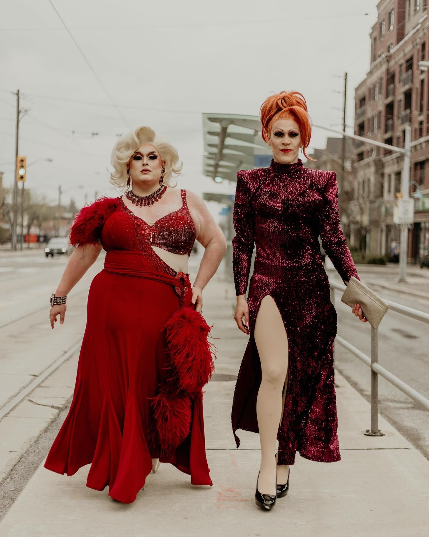 She &ldquo;red&rdquo; me the whole time. 

@carlottacarlisle 
@lb_socialhouse 

📸 @stefcaughtyou 

#dragqueenshow #dragbrunch #dragshow #torontodrag #dragqueentoronto