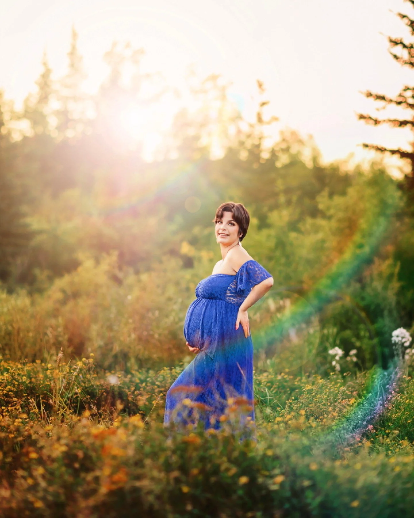 Absolutely still in love with Jennifer&rsquo;s maternity session that was captured at the end of August!! We also had her fur baby join in for a few 💜🐶

*
*
*
#yeg #pregnancyphotography #pregnancyphoto #pregnancyphotoshoot #pregnancylife #babybumps
