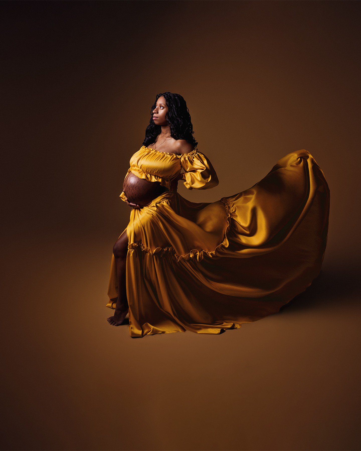 Coffee, music, and editing are all today&rsquo;s vibe. I&rsquo;m wrapping up several galleries right now, and this beautiful mama&rsquo;s photos are on the list to go out tomorrow. I definitely love the whole process, from capturing the image to poli