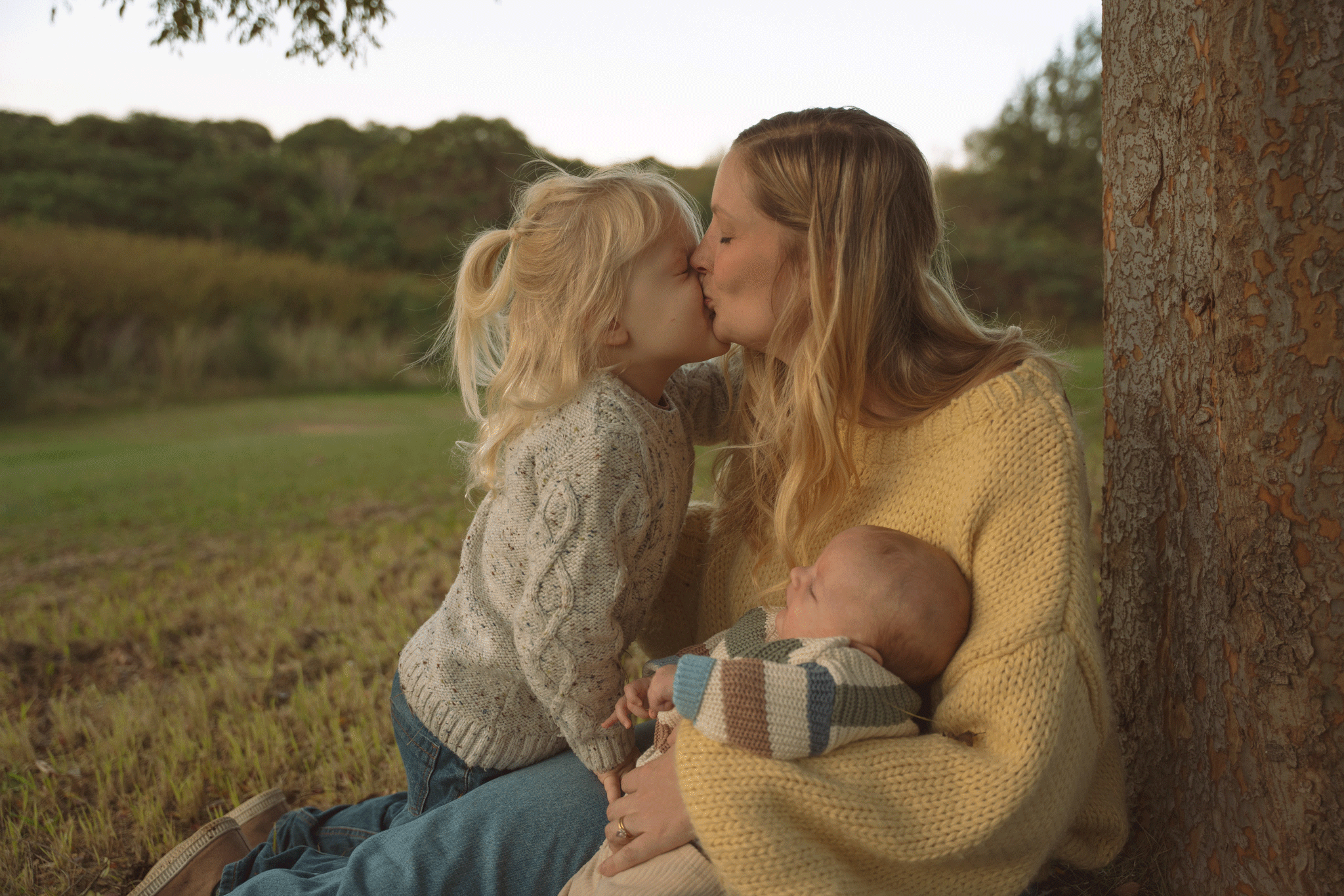kiss.gif
