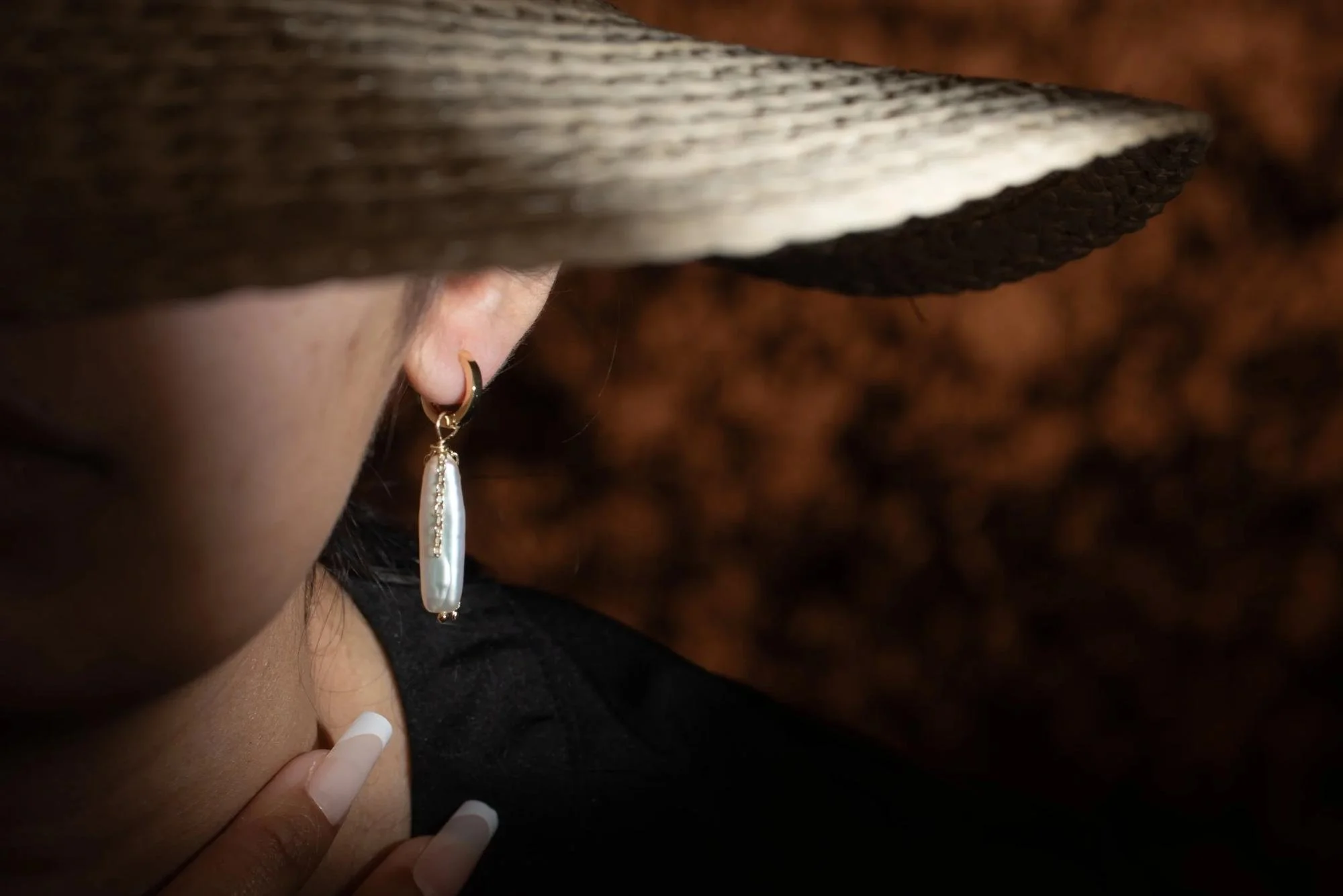 ear008_hoop2_web.jpg
