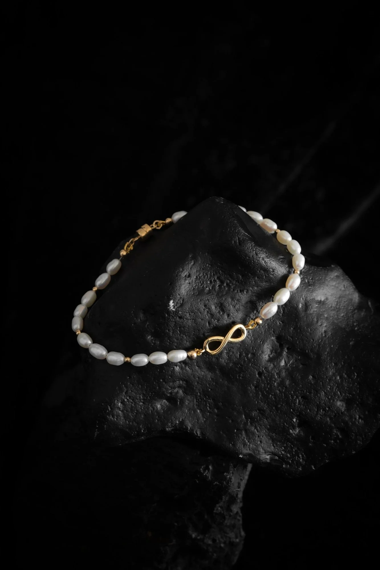 eternity_bracelet_3_web.jpg