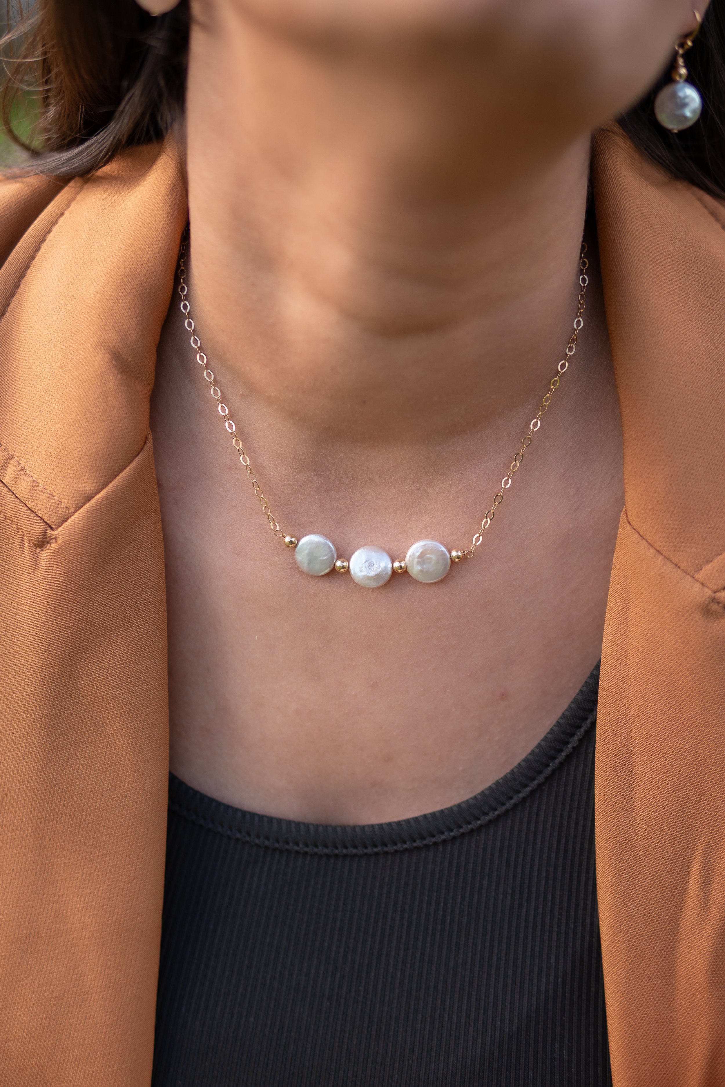 EAR050 NEC050 Grey Coin Pearl necklace & earrings.jpg