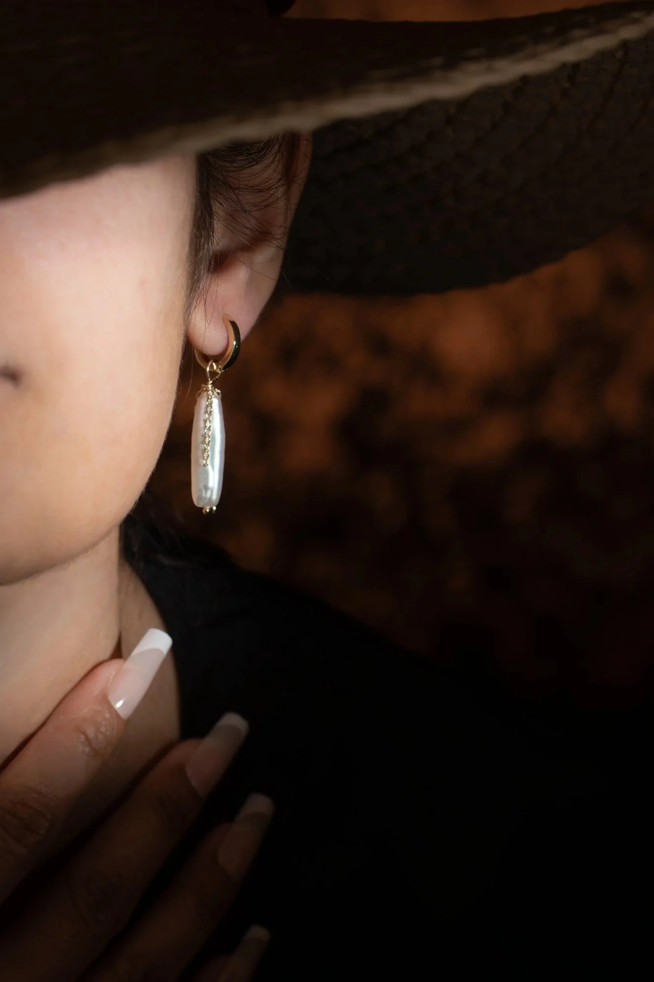 ear008_hoop_web.jpg