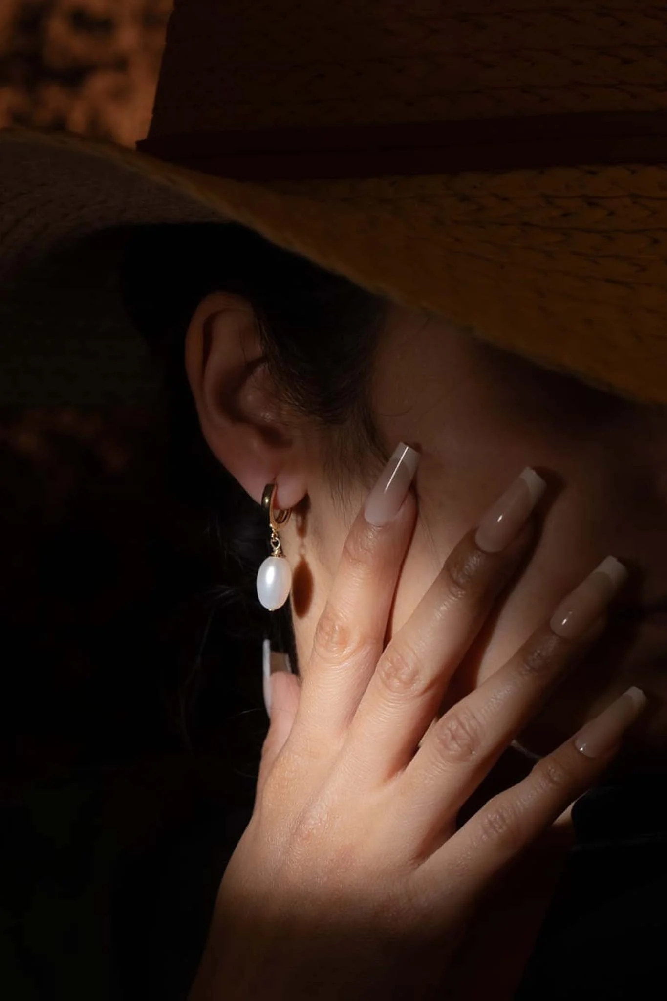 Aphrodite's Droplets - White Pearl Teardrops
