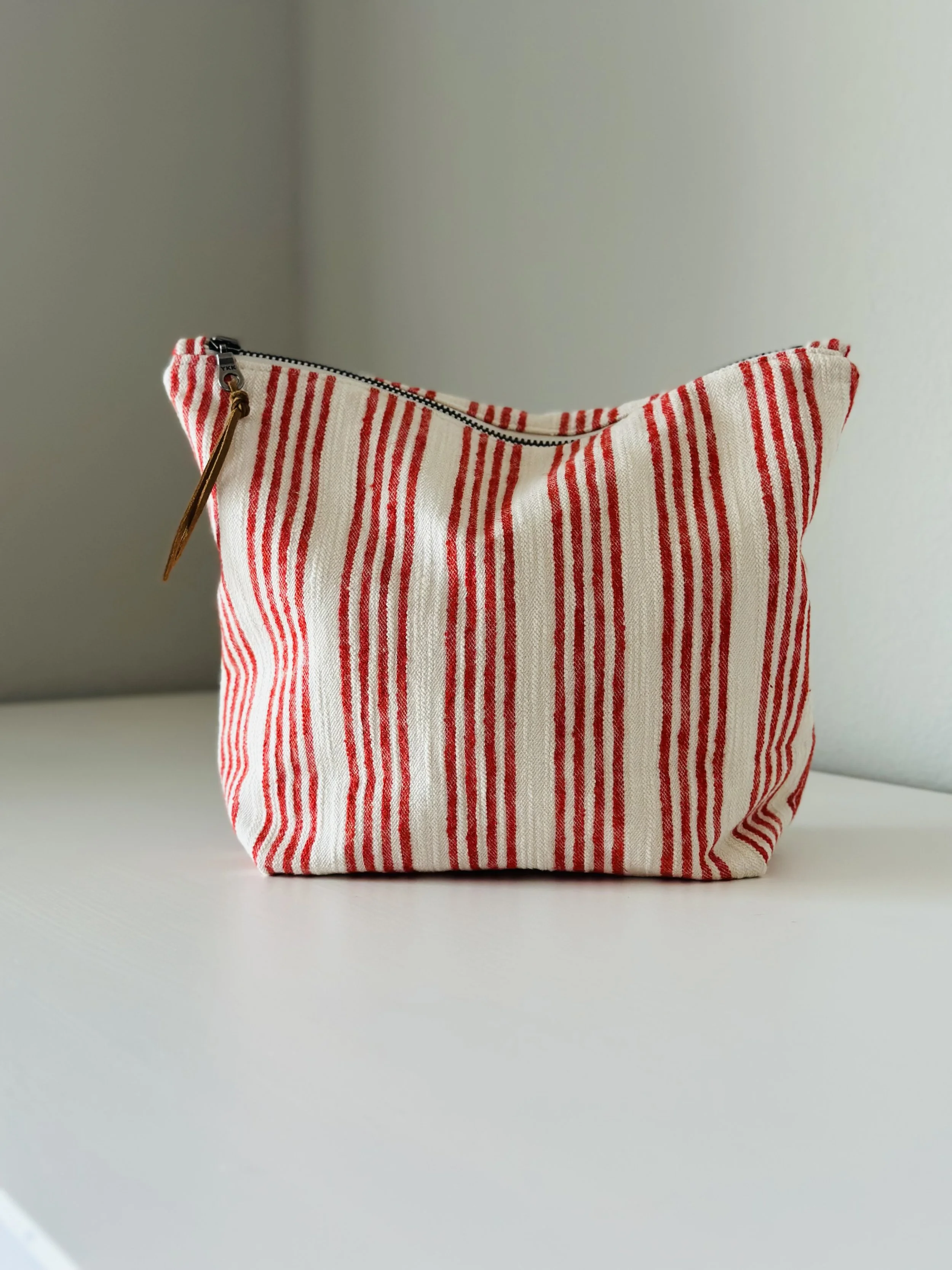 The Thrift Edit Summer 26, Red Large Pouch No. 01