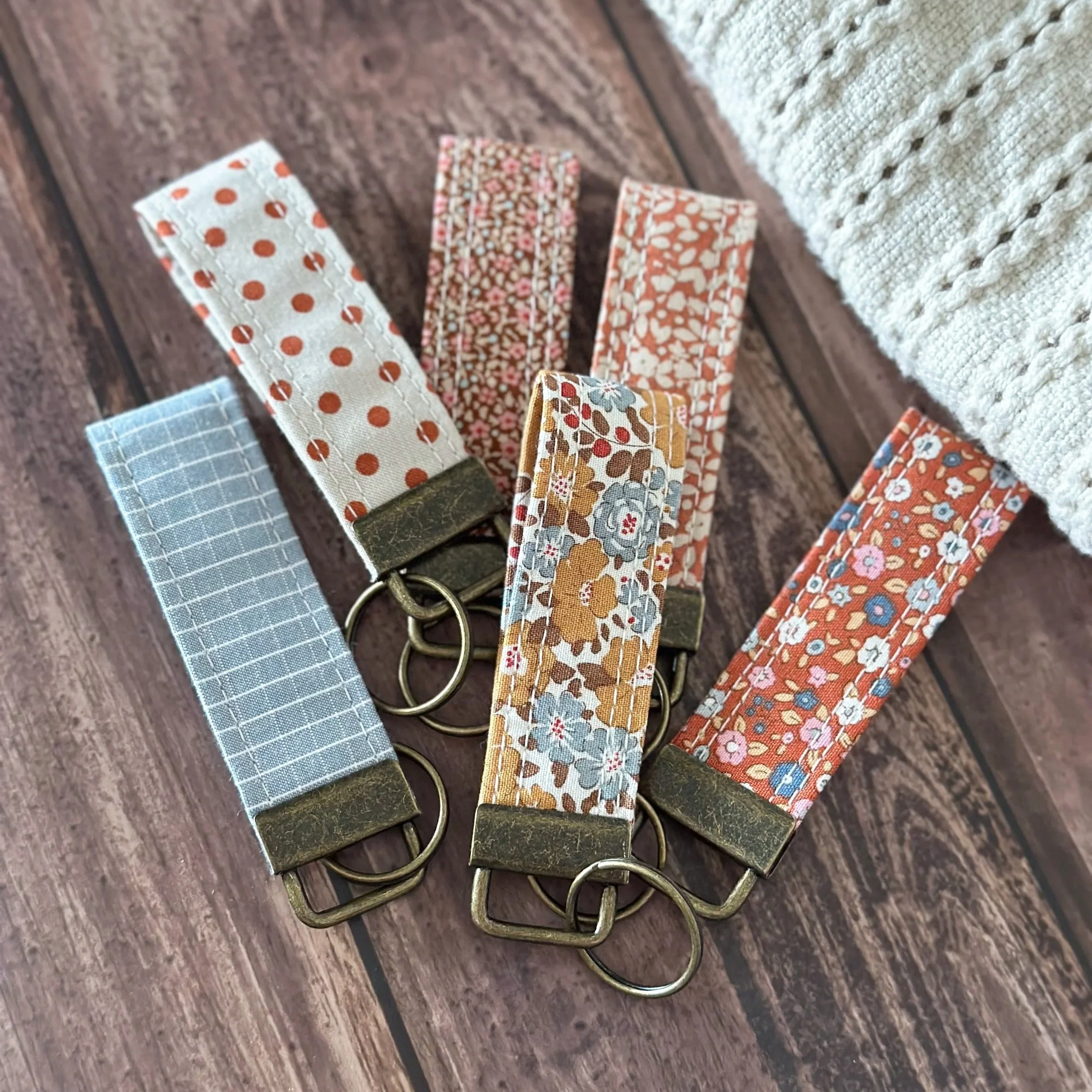 Autumn Tones Key Fob, 3 Inch