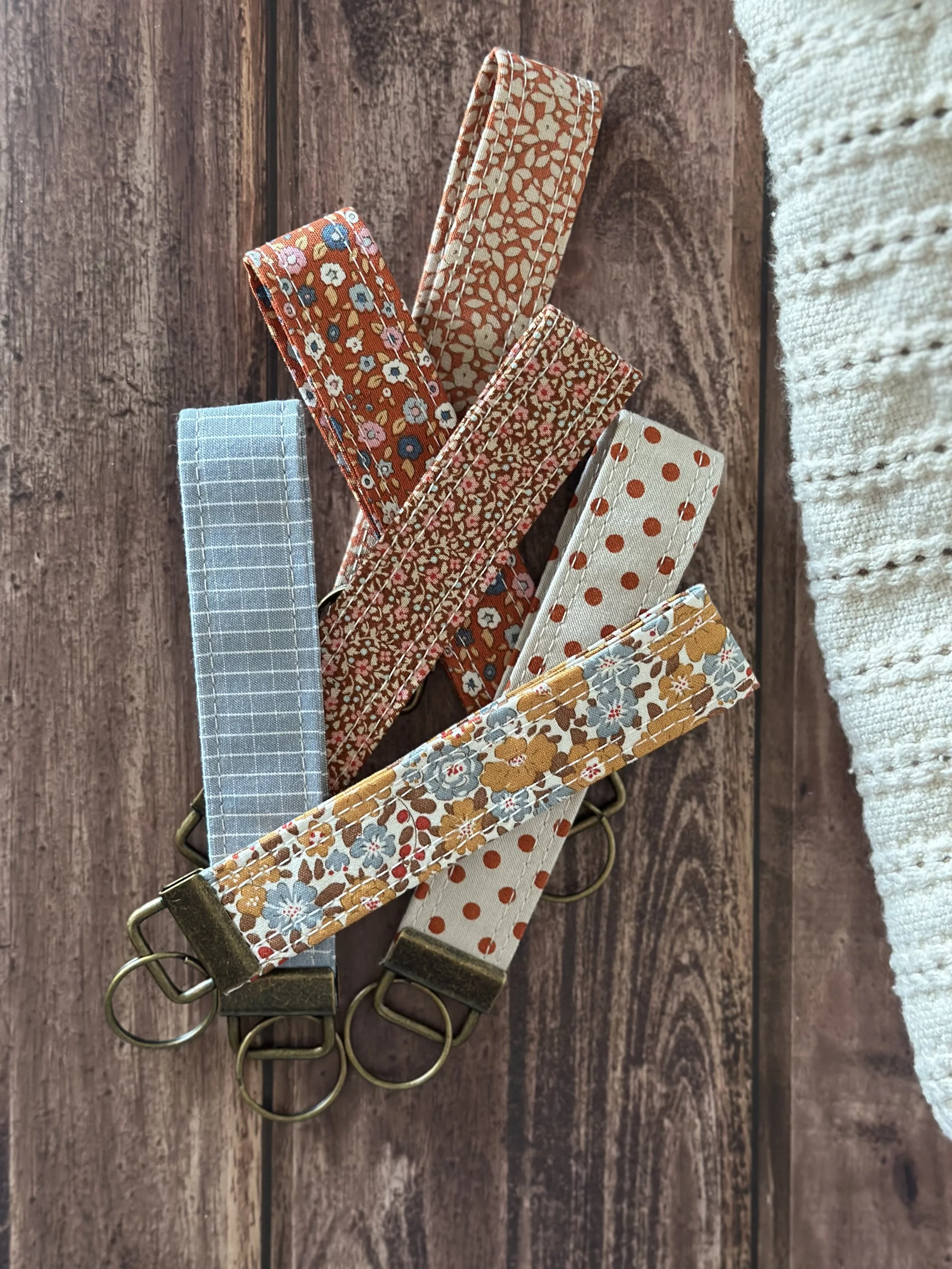 Autumn Tones Wristlet Key Fob, 5 Inch