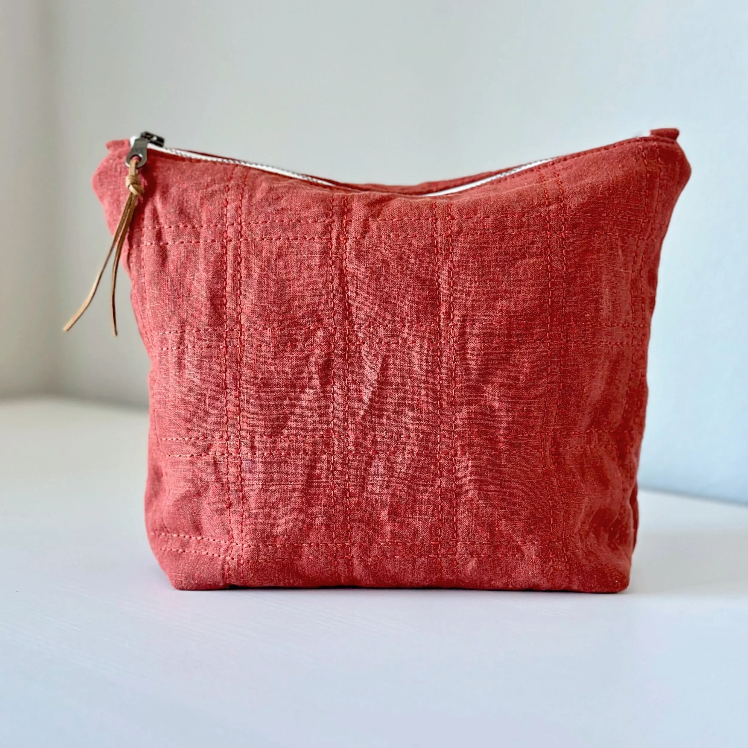 Brick Quilted Linen Zipper Bag - Large