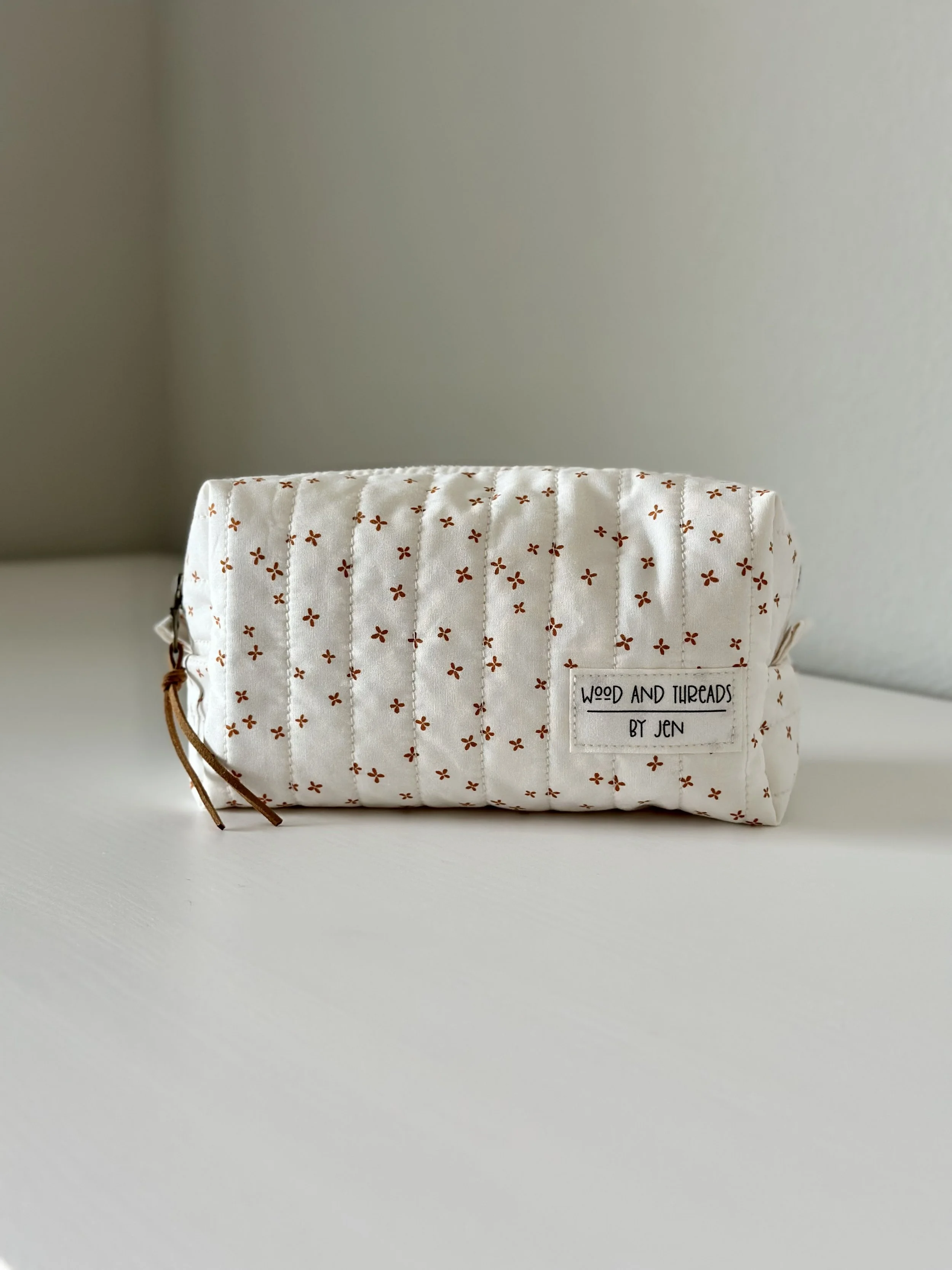 Tiny Rust Flowers Quilted Boxy Pouch - Small