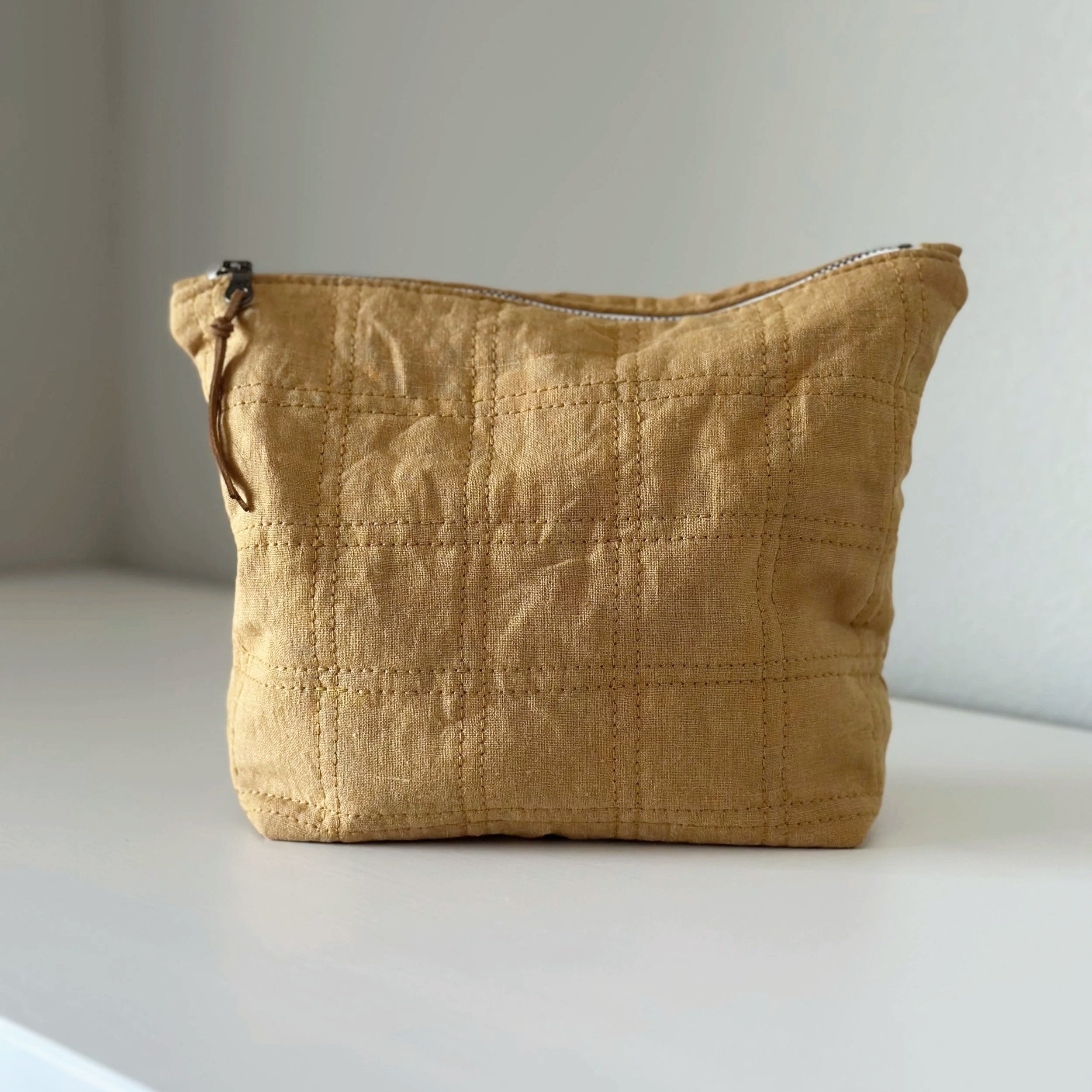 Cornfield Quilted Linen Zipper Bag - Large
