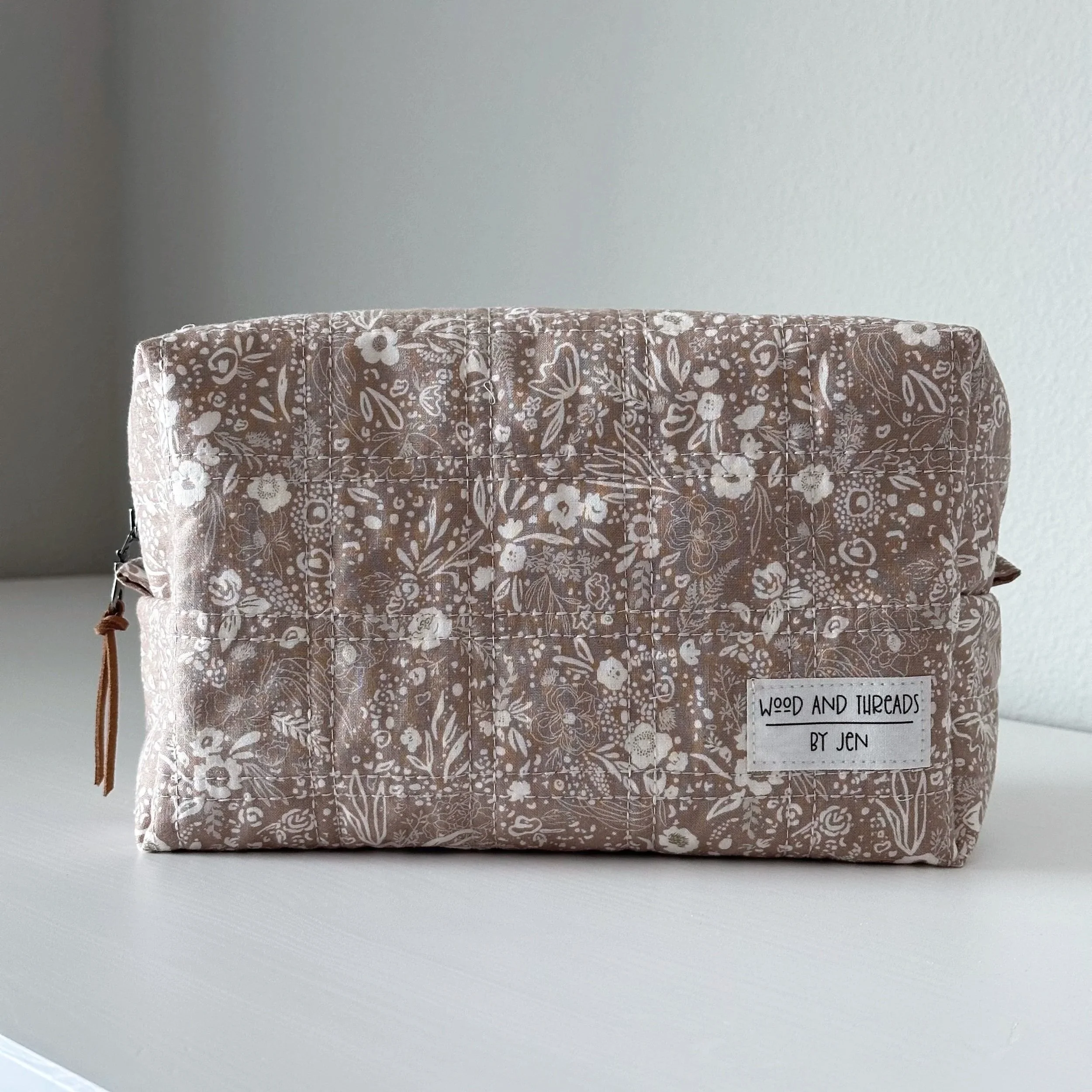 Brown Wildflower Meadow Quilted Boxy Pouch - Medium