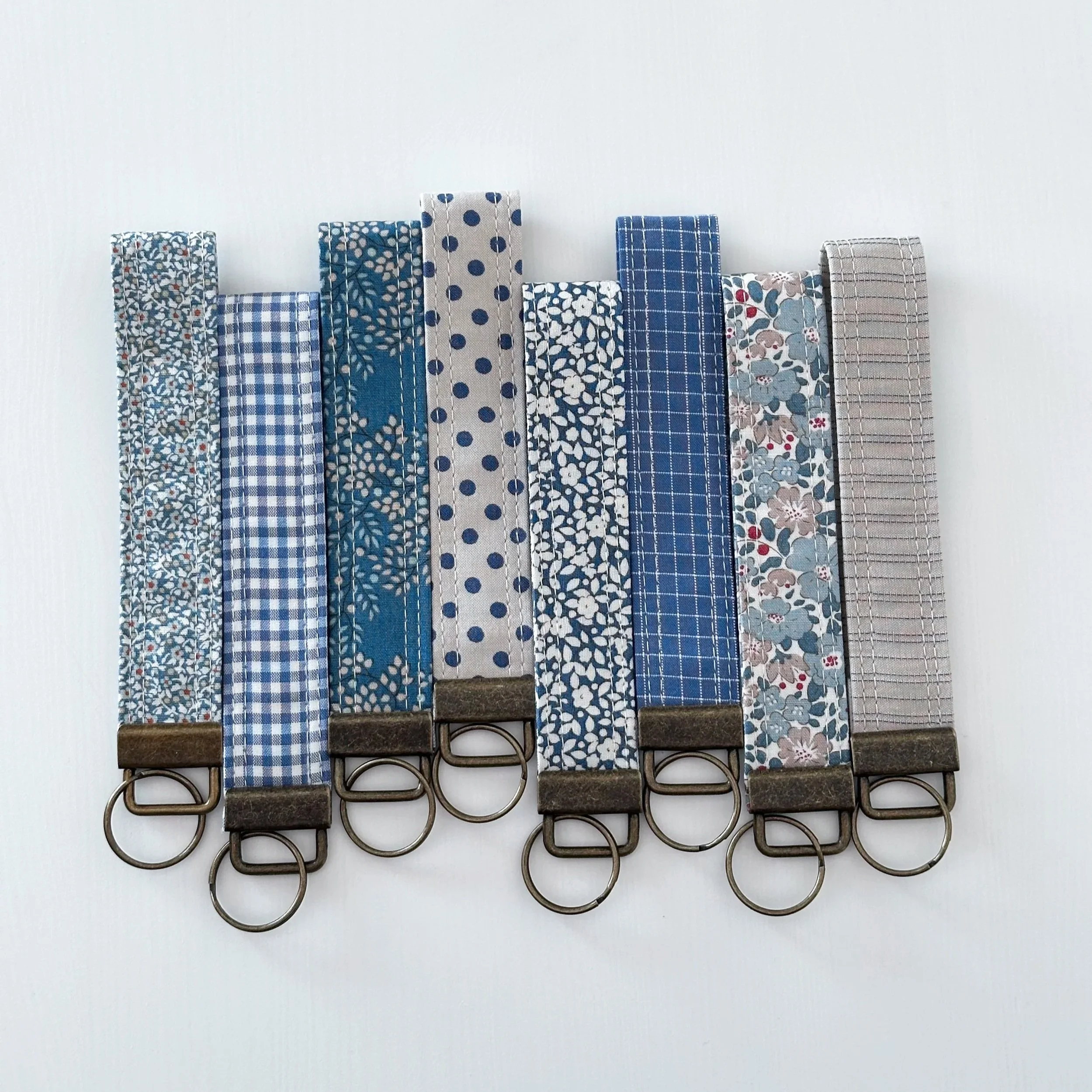 Summer Blues Wristlet Key Fob, 5 Inch