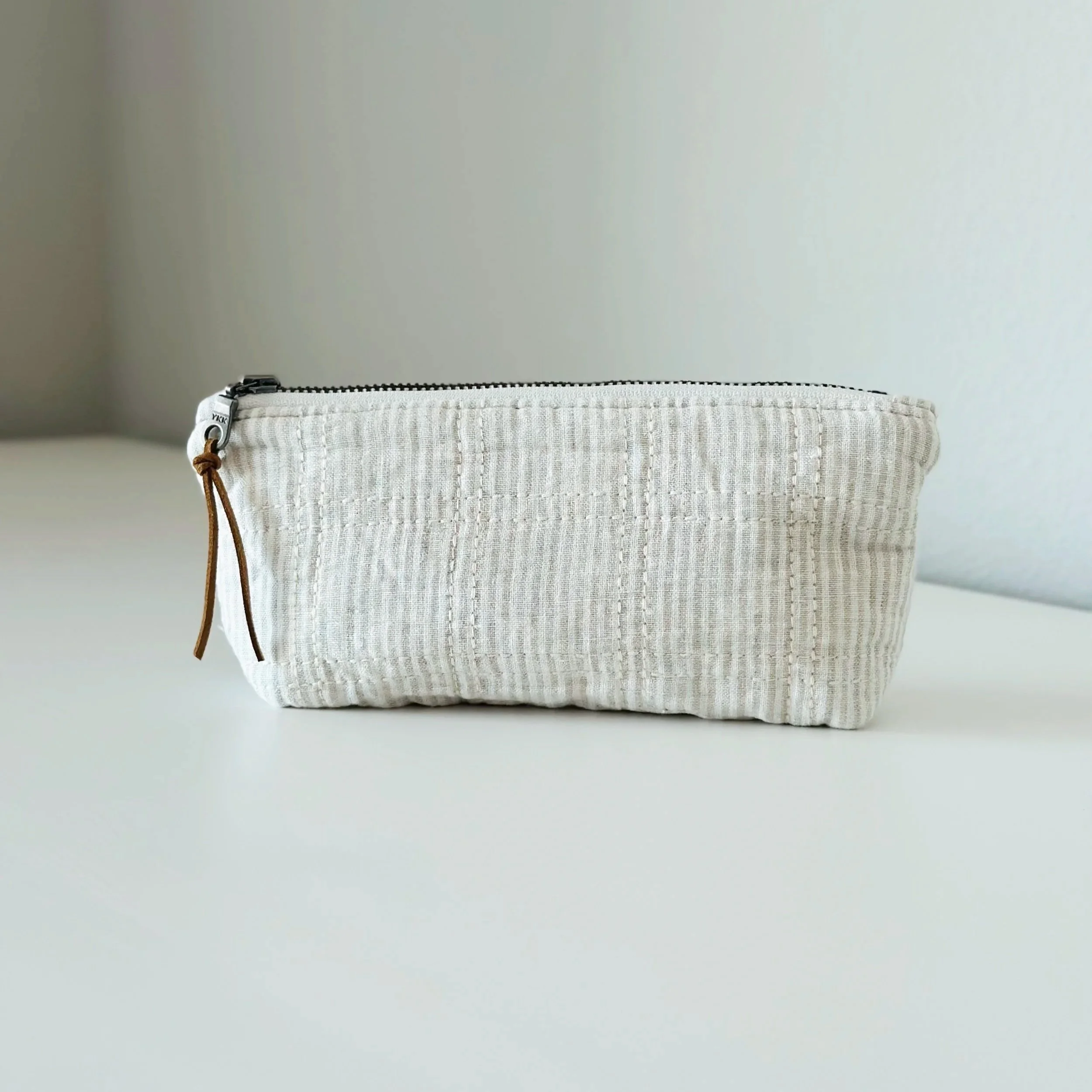 Oat Striped Quilted Linen Zipper Pouch