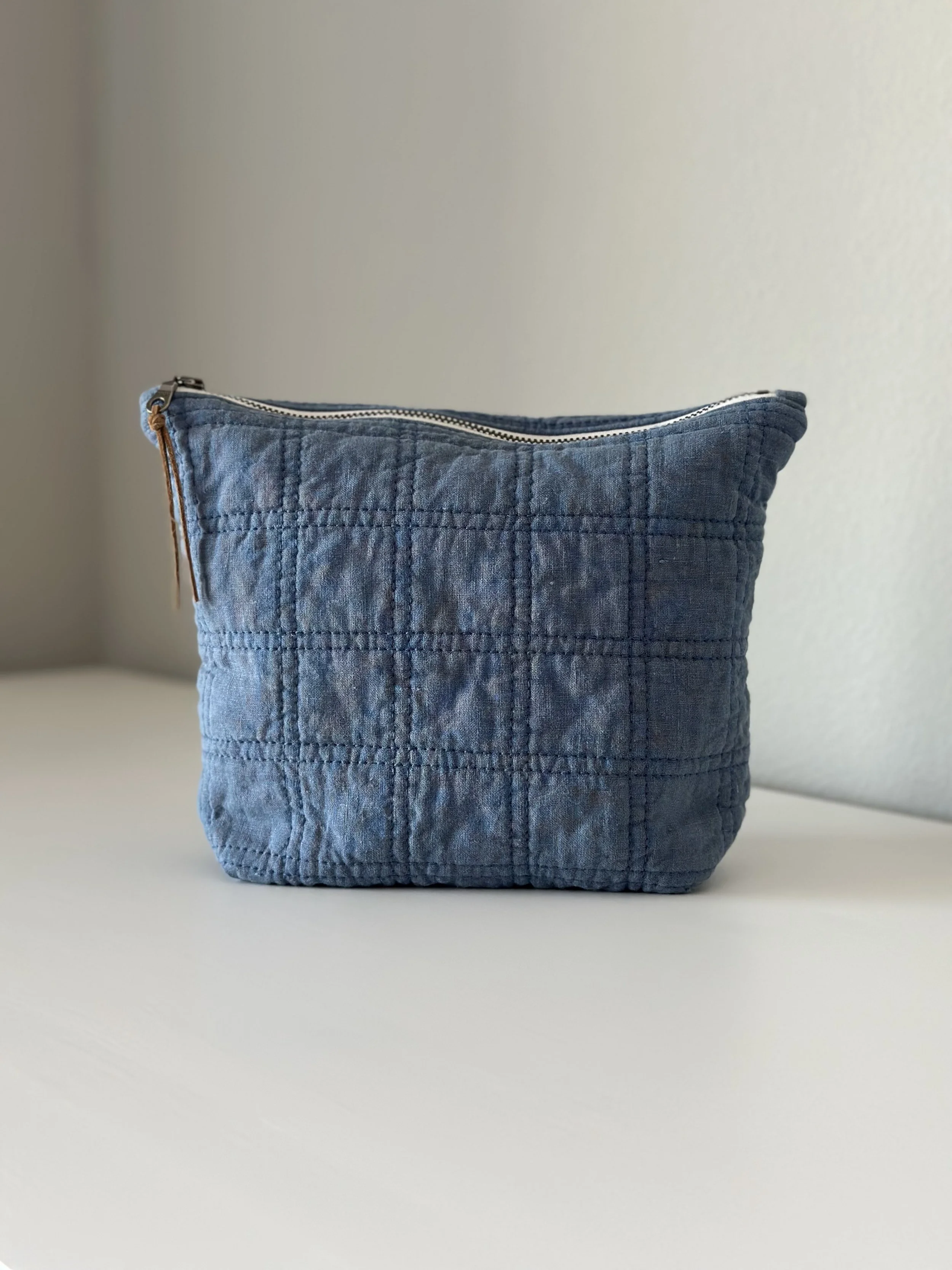 Dusty Blue Quilted Linen Zipper Bag - Large