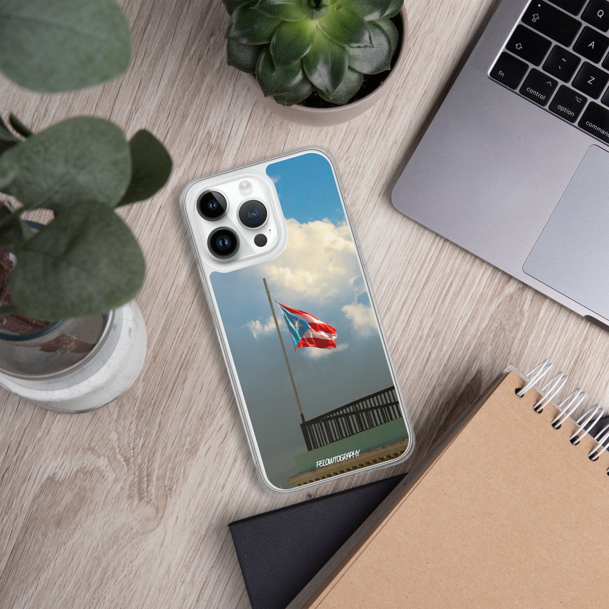 clear-case-for-iphone-iphone-14-pro-max-lifestyle-4-66975a4672a19.jpg