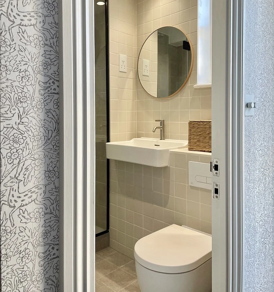 1 Small bathroom Bloomsbury.jpeg