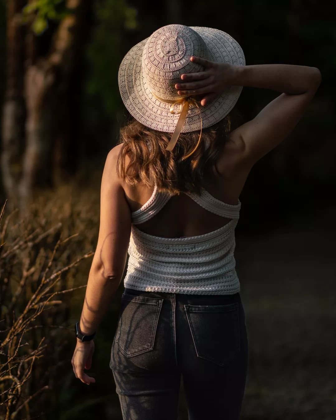 Embracing the golden hour glow 📸

I'm so happy with the final result of this photo. What do you think? ☺️

#portrait_shots #portraitshoot #portraitpage #portraitmood #portraitvision #portraitphotographer #portraitfeed #portraits_ig #backlitphotograp