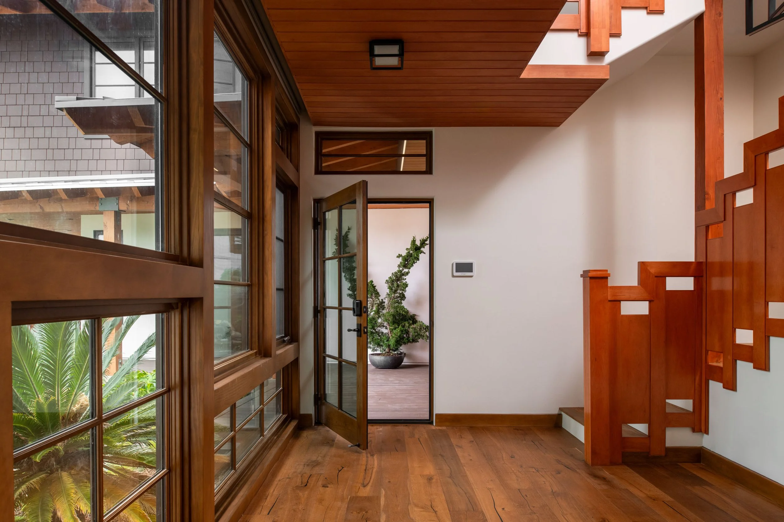 5165 Crystal Dr-9.jpg