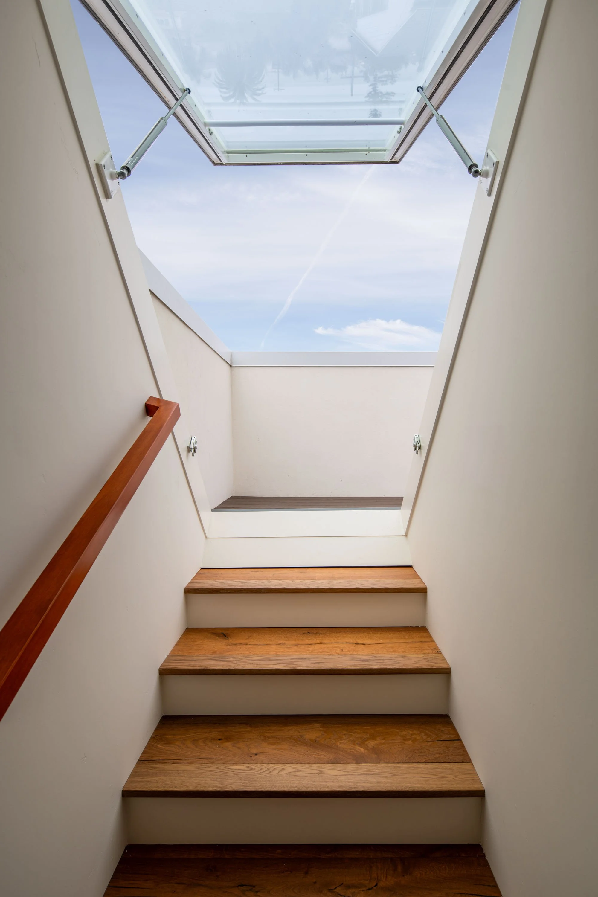 5165 Crystal Dr-15.jpg