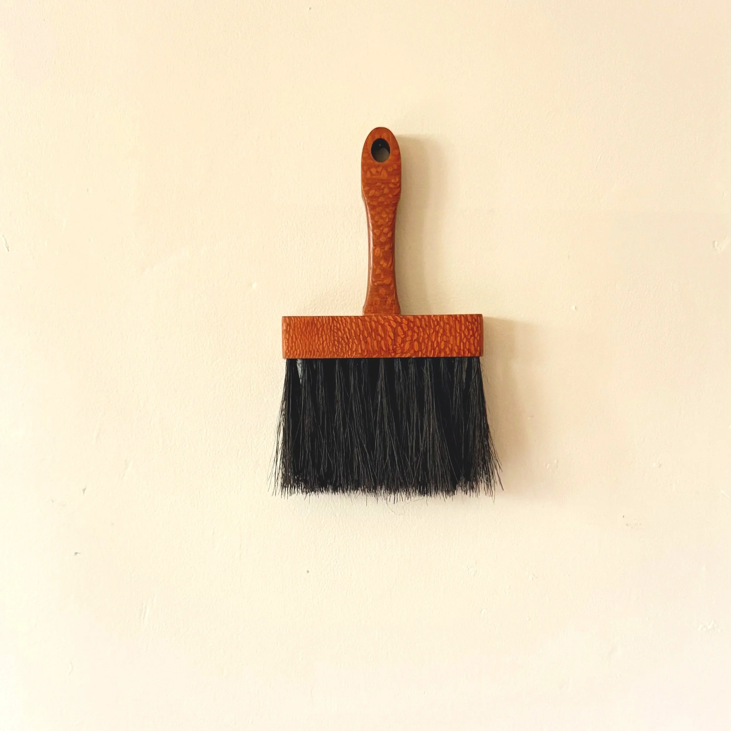 Leopard Hardwood Brush (Helena)
