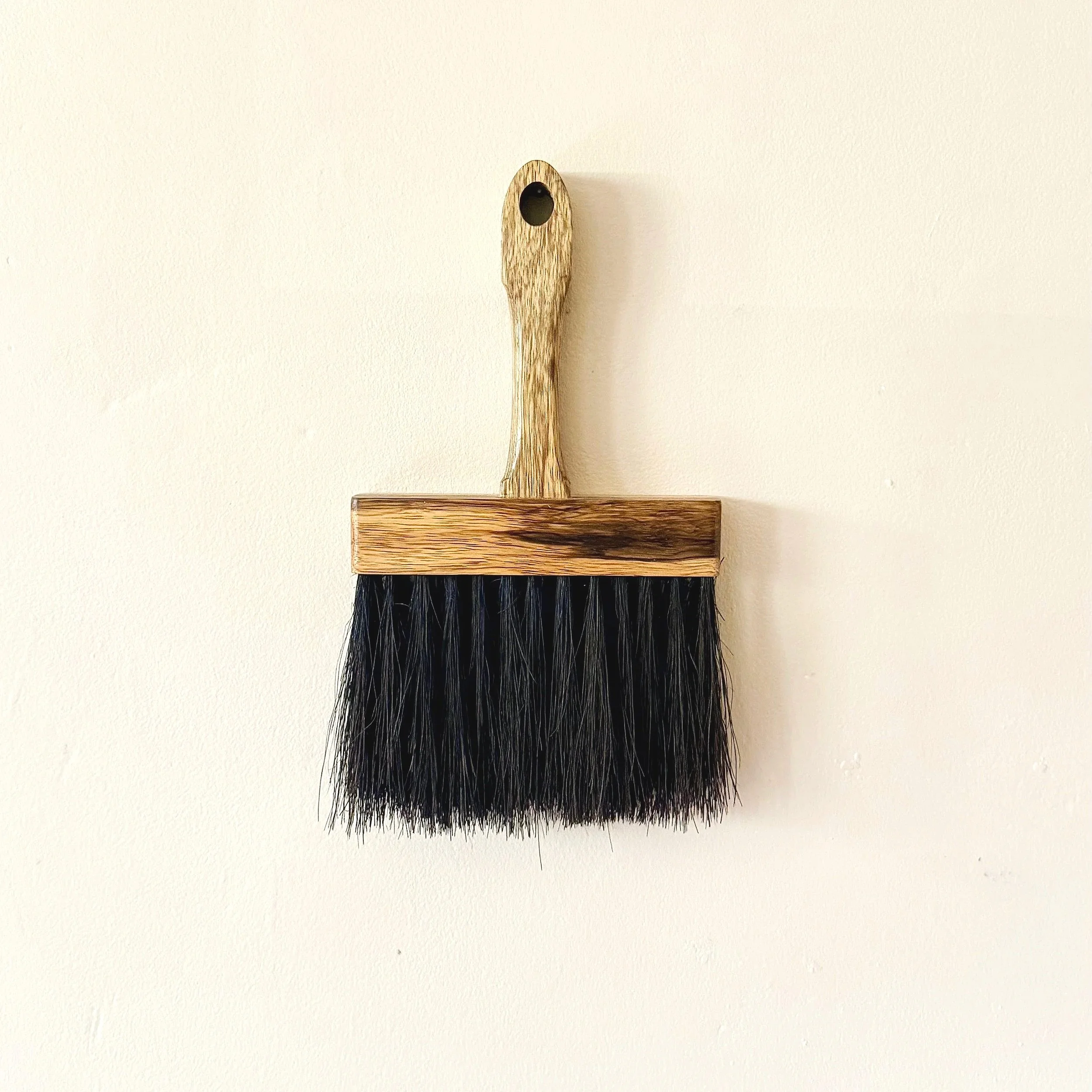 Black Limba Hardwood Brush (Zola)